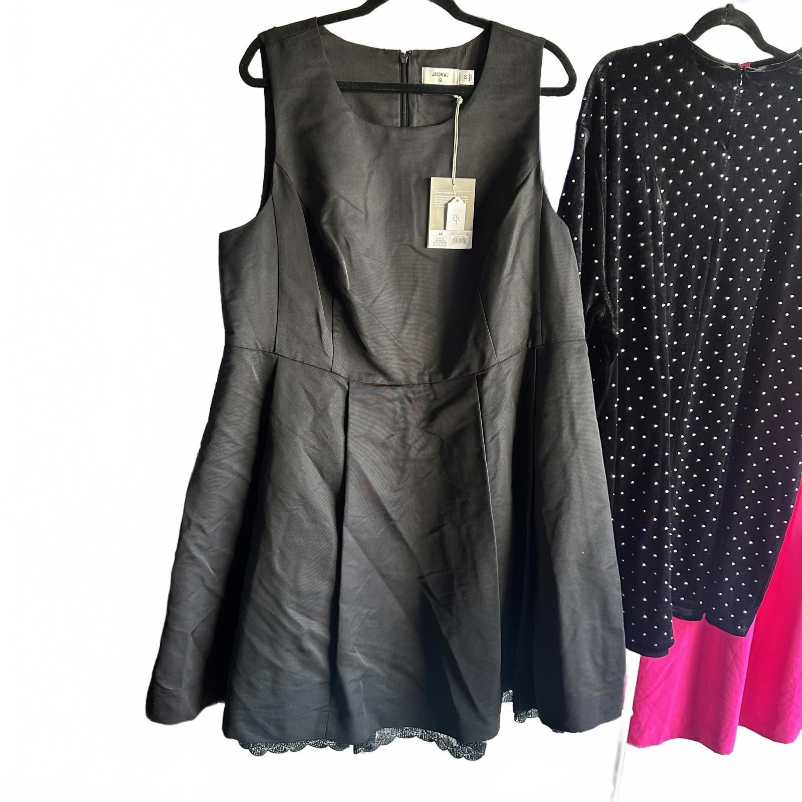 Designer Stylish Sleeveless Black Dress - Size 1X - Brand: Target Size XL / US 12-14 / IT 48-50 - 1 Preview