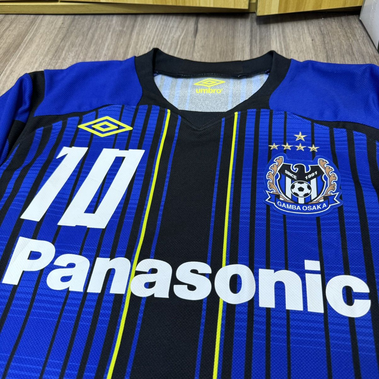 Japanese Brand × Umbro Osaka Gamba 2012 home shirt #10 Futagawa Size US M / EU 48-50 / 2 - 3 Thumbnail