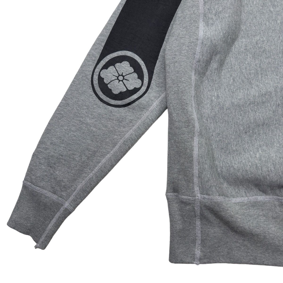 Evisu × Vintage 1990s Evisu Big Logo Blackout Tattoo Sweatshirt Size US M / EU 48-50 / 2 - 4 Thumbnail
