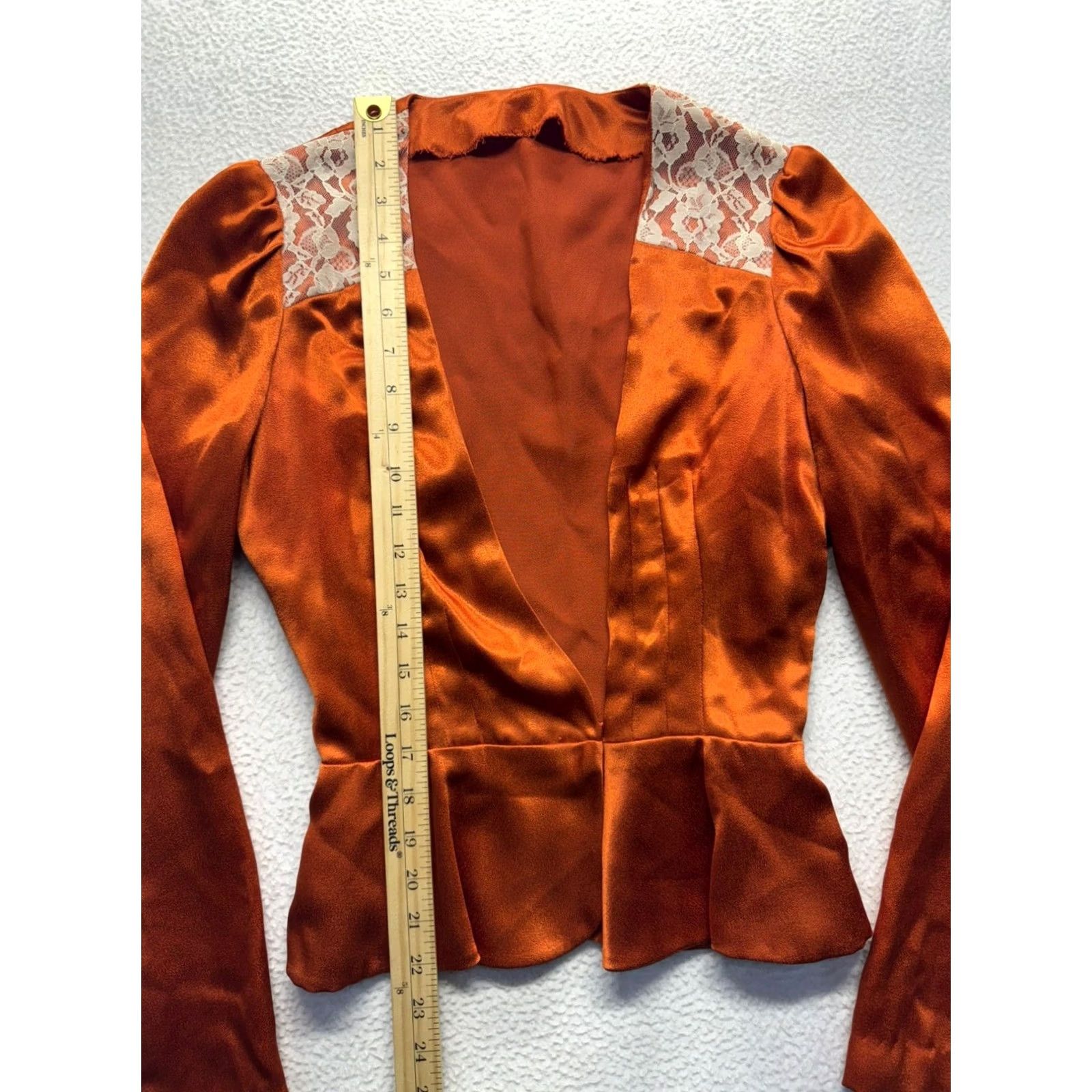 Vintage VINTAGE Womens Blazer Shirt Satin Peplum Lace Orange 16in Pit to Pit 22in Length Small Womens Size S / US 4 / IT 40 - 7 Thumbnail