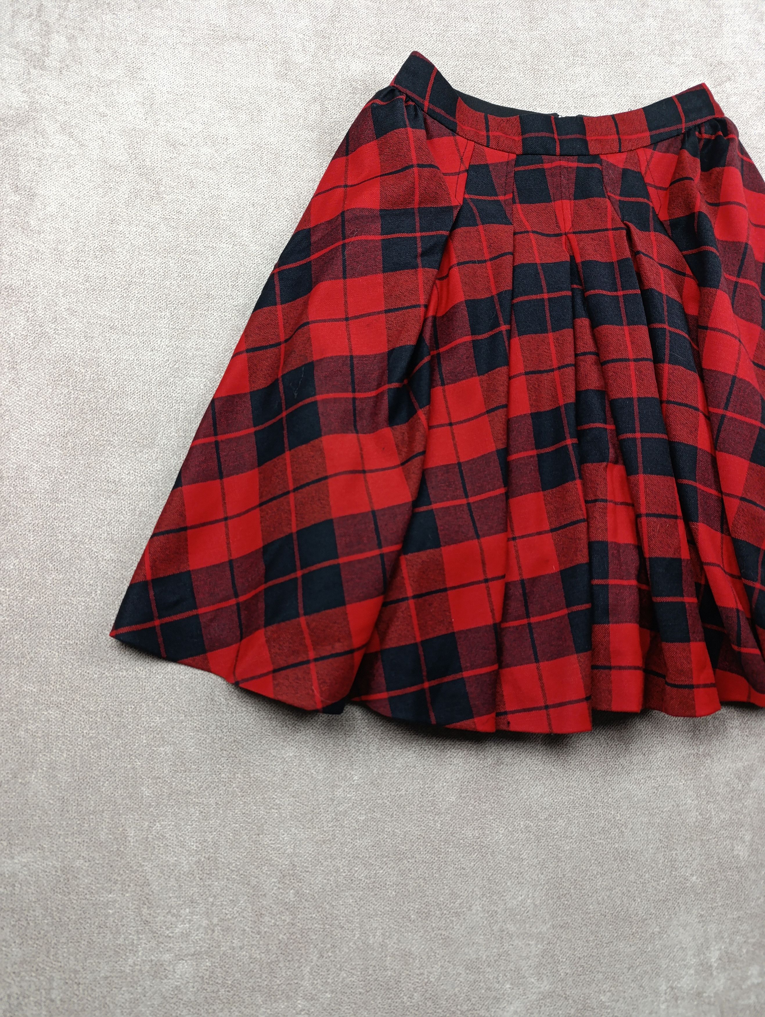 Dolce & Gabbana DOLCE & GABBANA D&G RED PLAID PANNIER WOOL MINI SKIRT WOMENS Size 27" / US 4 / IT 40 - 3 Thumbnail