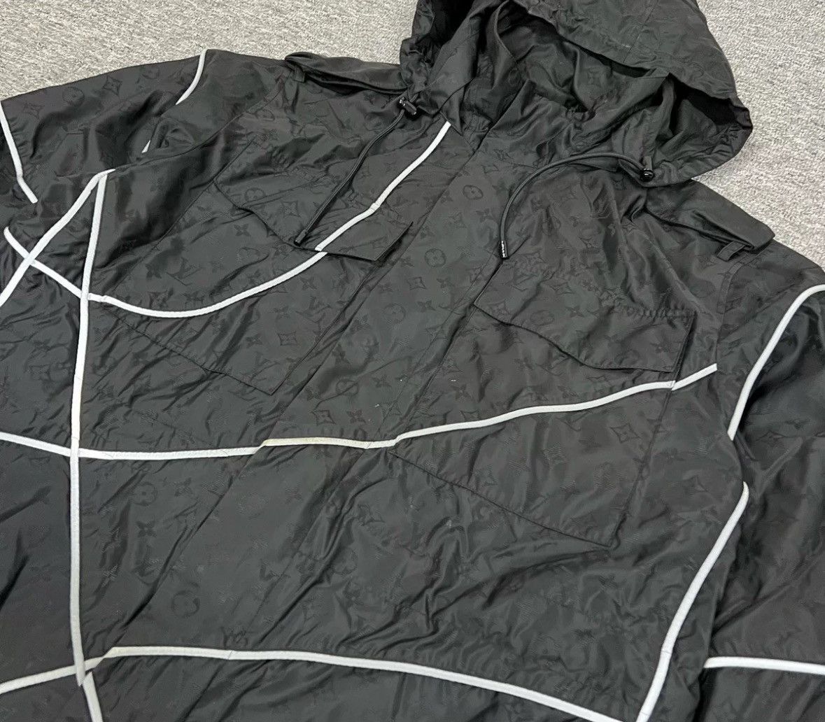 Louis Vuitton Louis Vuitton Lv NBA co branded full coat jacket Size US M / EU 48-50 / 2 - 3 Thumbnail