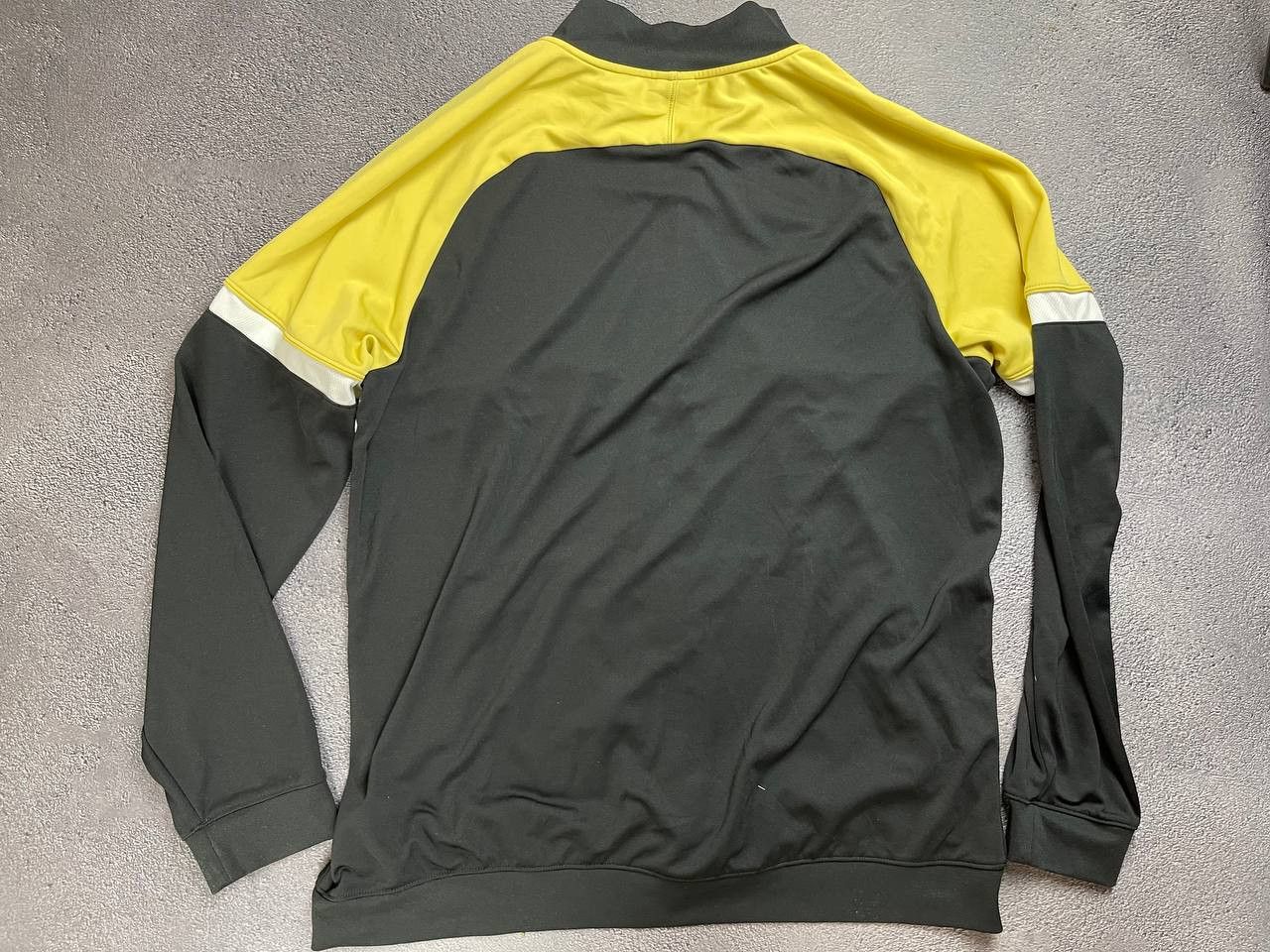 Nike vintage nike zip jacket size XL Size US XL / EU 56 / 4 - 2 Thumbnail