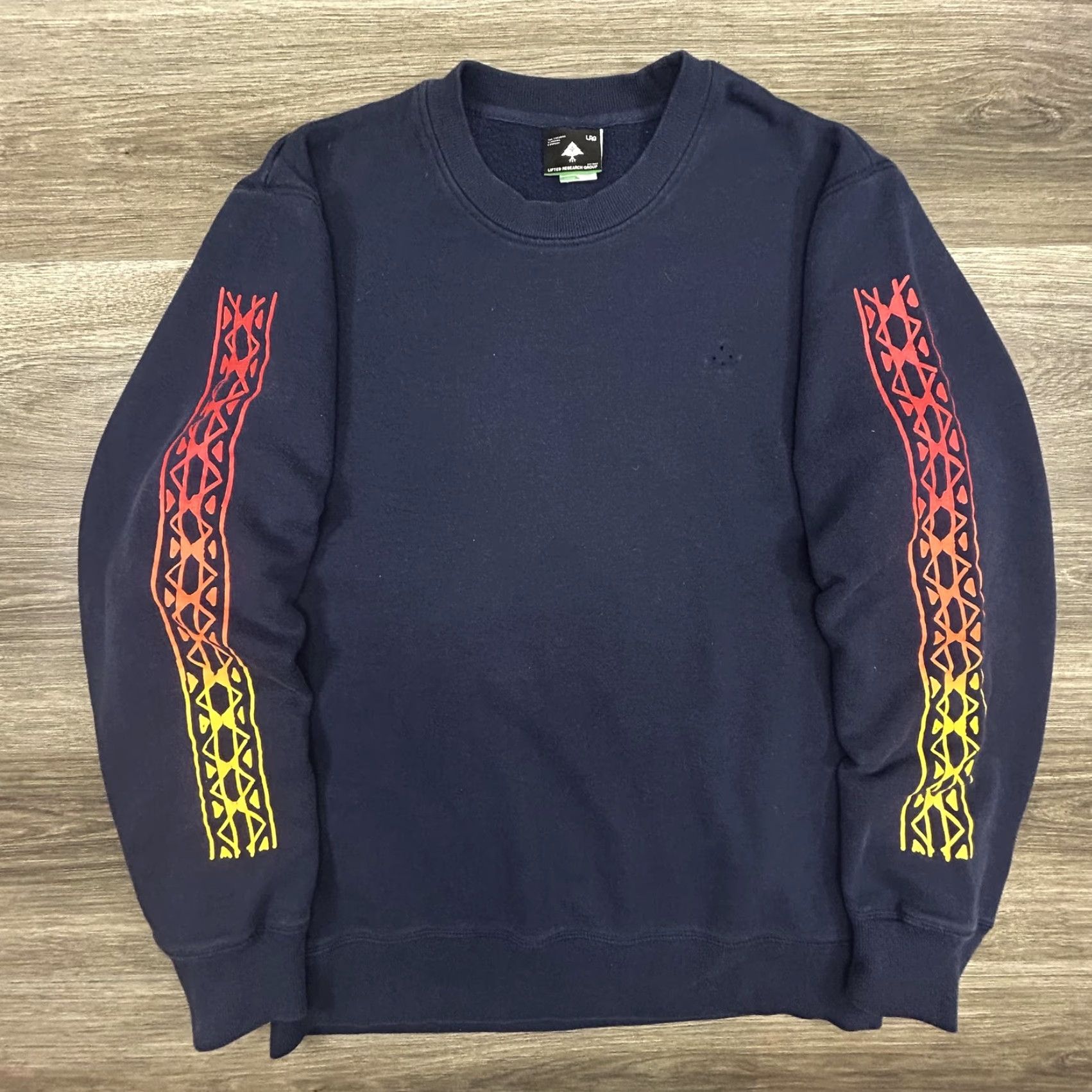 Vintage LRG Sweatshirt Mens L Navy Blue Graphic Print Gradient Tribal Sleeves Back Logo Streetwear Y2K Pullover Crew Neck Regular Fit Size US L / EU 52-54 / 3 - 2 Thumbnail