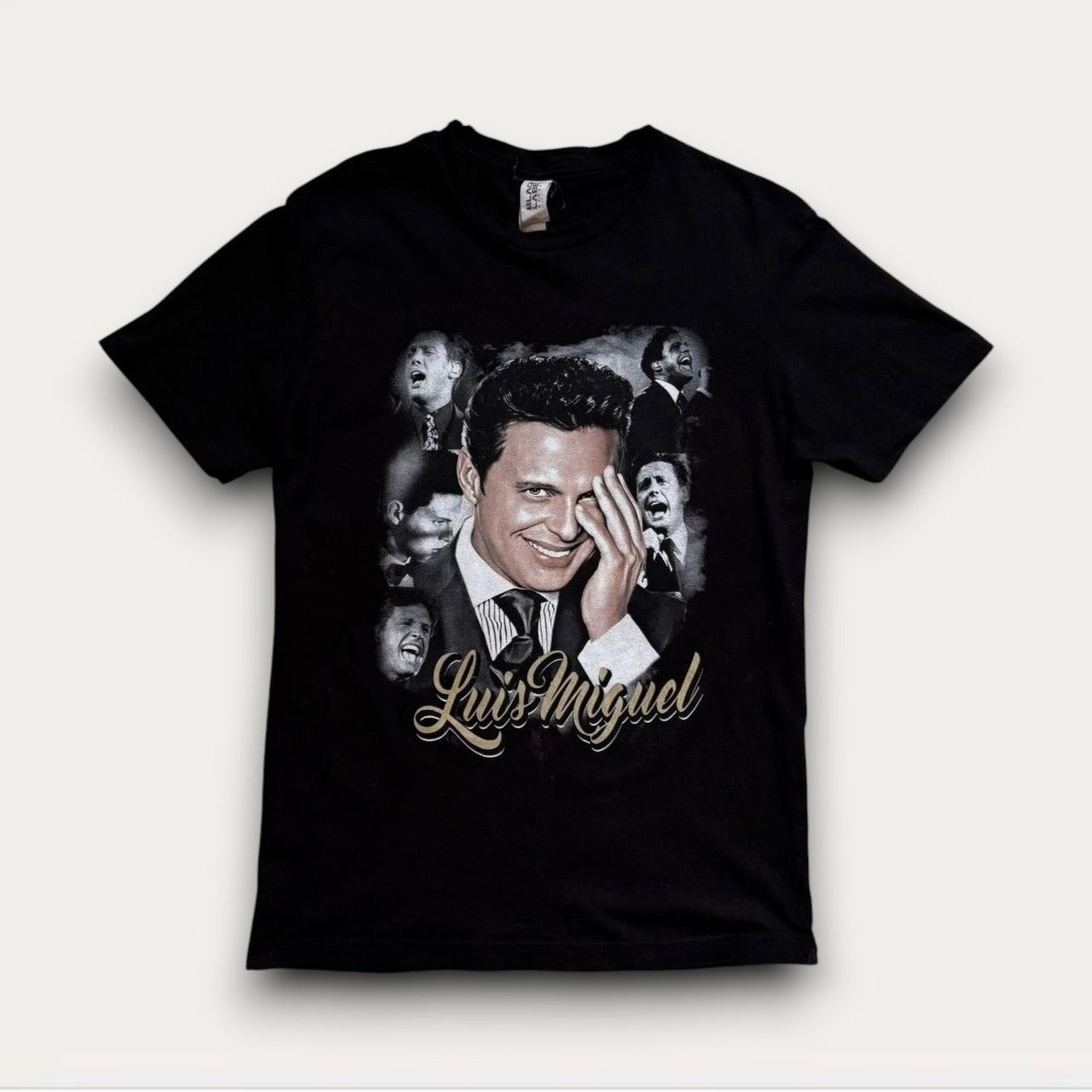 Band Tees Luis Miguel Tour 2024 T-Shirt Size US M / EU 48-50 / 2 - 1 Thumbnail