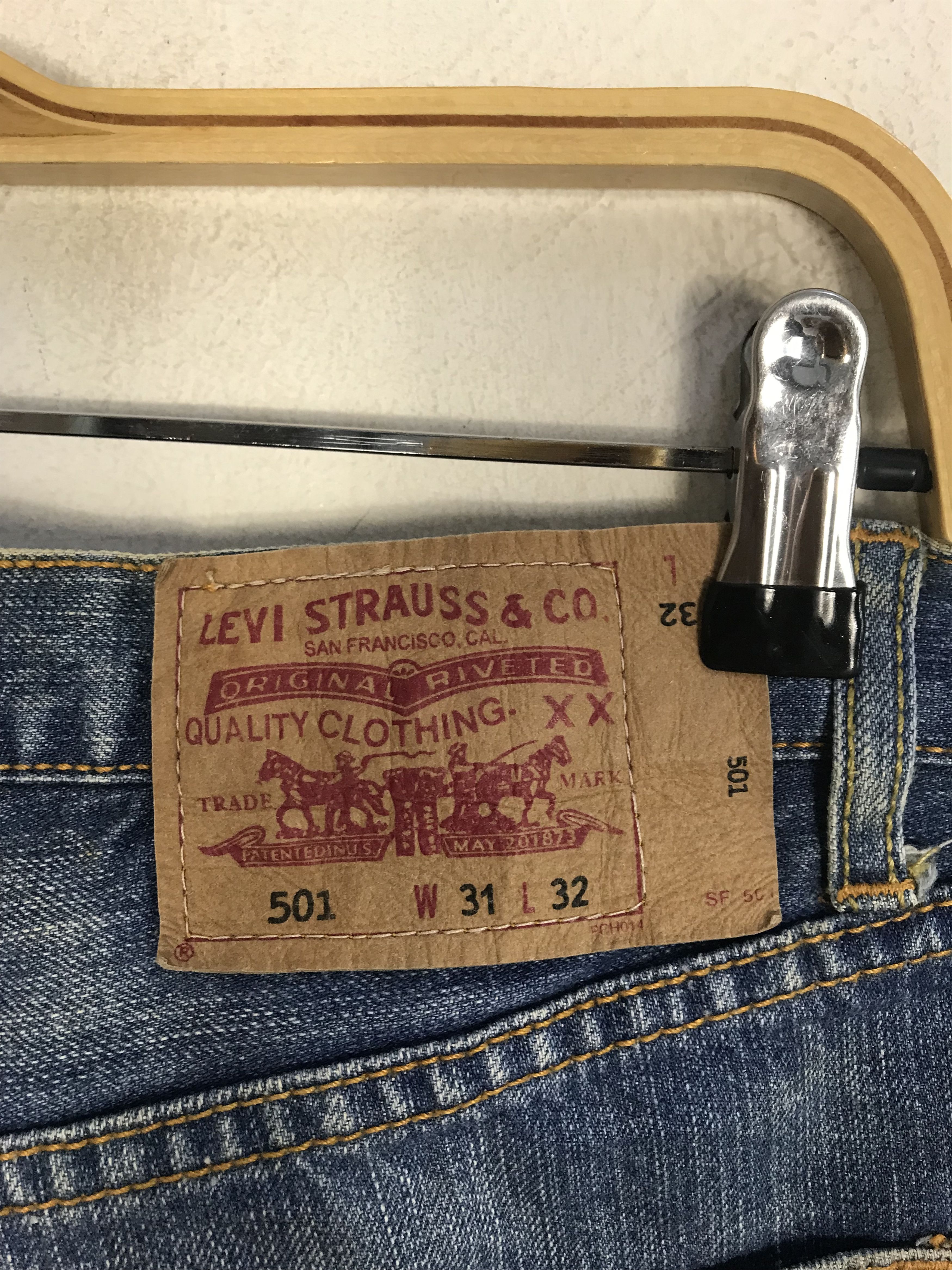 Levi's 90s Levi's Strauss 501 Buttonfly Jeans Denim Pants Size US 30 / EU 46 - 7 Thumbnail