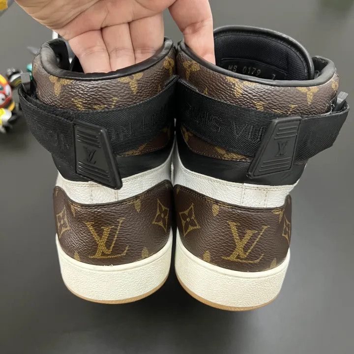 Louis Vuitton Louis Vuitton Rivoli High-Top Sneakers for Men -2508 Size US 8 / EU 41 - 6 Thumbnail