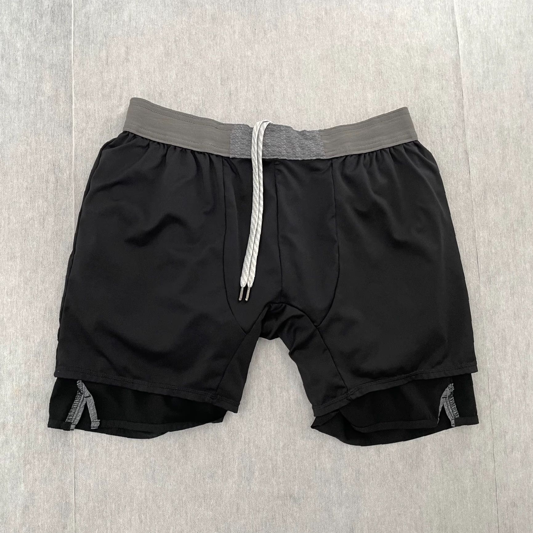 Vuori Vuori Shorts Adult Medium Black Trail Running Lined Short Pocket Stretch Mens M Size US 31 - 3 Thumbnail