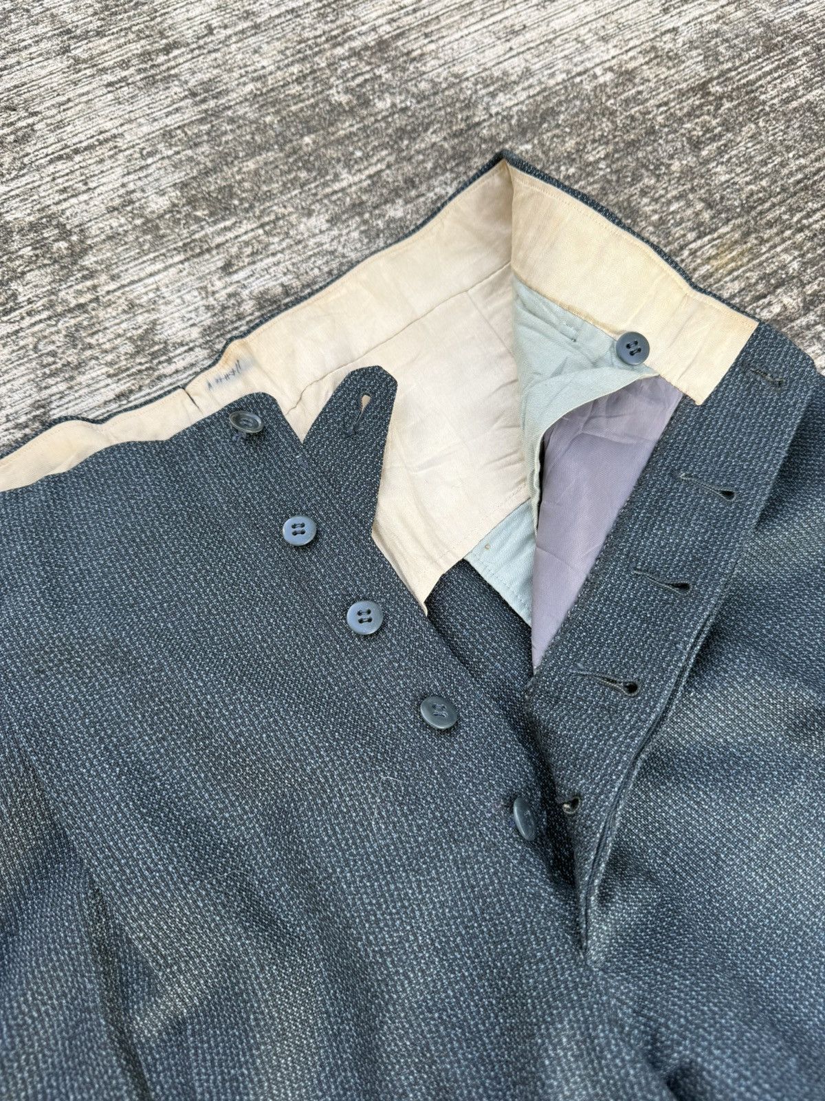 Vintage Vintage 1940s–50s Basket Weave Wool Pleated Trousers Size US 30 / EU 46 - 4 Thumbnail