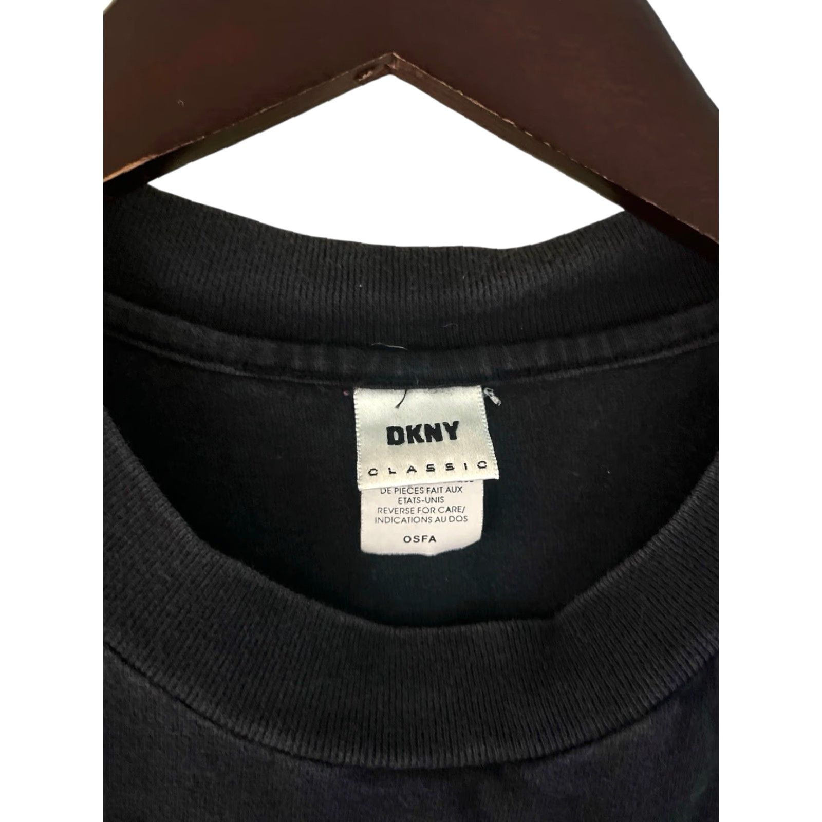DKNY VINTAGE DKNY 90s USA graphic tee T-Shirt Mens L Black Short Sleeve 100% cotton Size US L / EU 52-54 / 3 - 3 Thumbnail