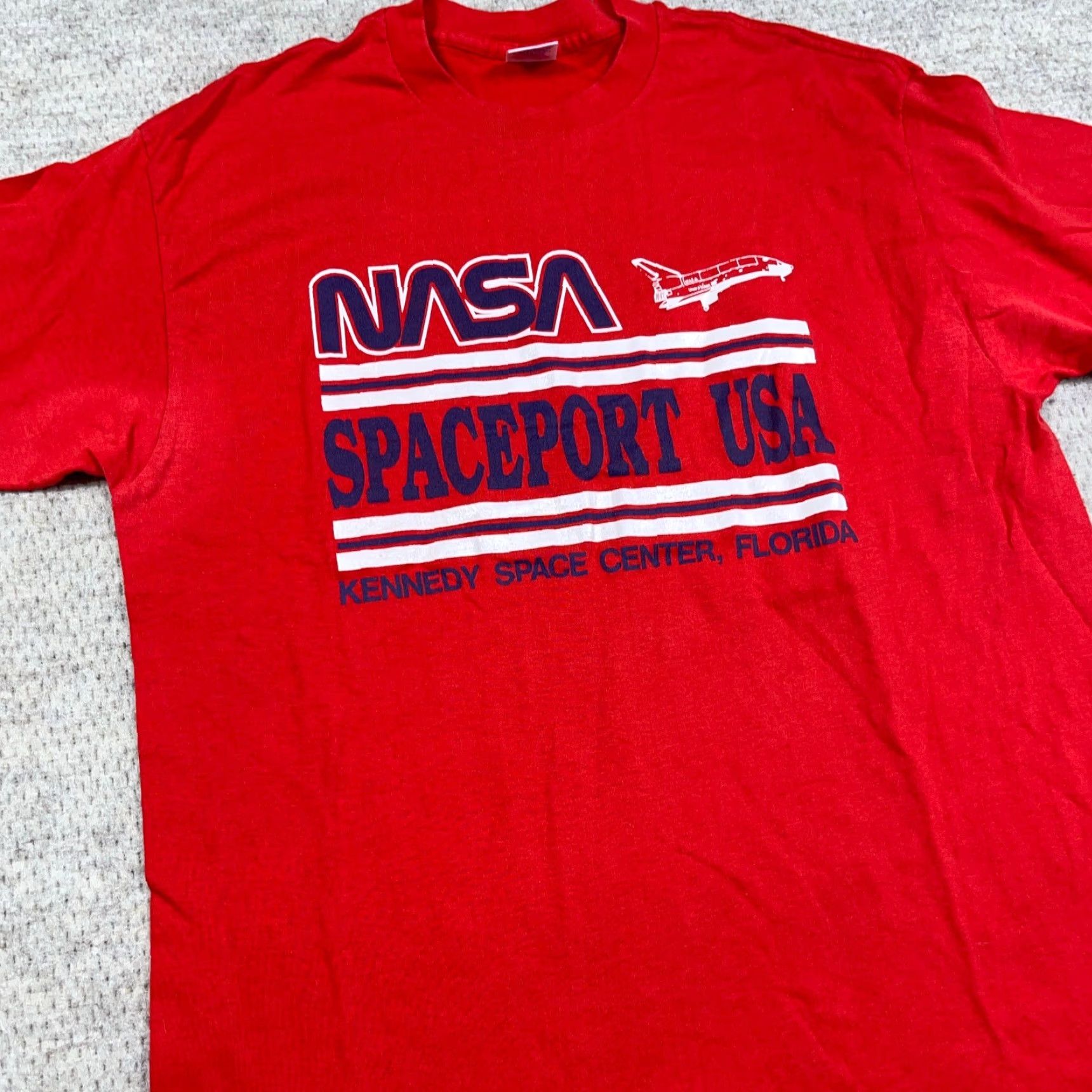 NASA VINTAGE NASA Shirt Men XL Red 80s 90s Single Stitch Kennedy Space Center Rocket Mens T-Shirt Crew Neck Cotton Logo Outdoors 90s Theme Size US XL / EU 56 / 4 - 6 Thumbnail