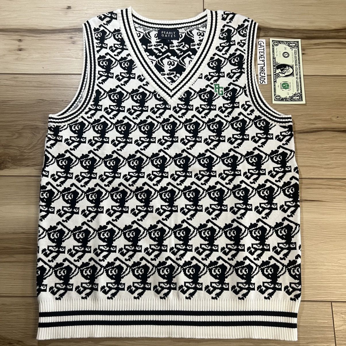 Other Pearly Gates Japan x SpongeBob Golf Sweater Vest Black White Size US S / EU 44-46 / 1 - 1 Thumbnail