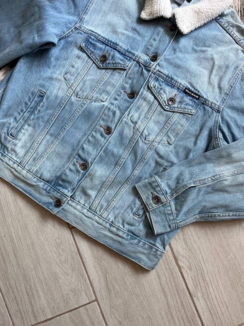 DKNY DKNY Denim jacket fur collar small logos size L Size US L / EU 52-54 / 3 - 5 Thumbnail