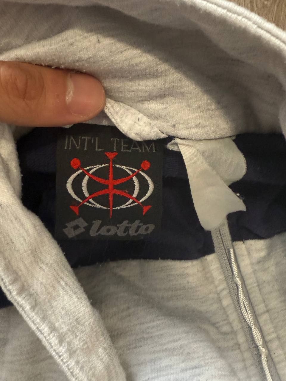 Lotto Sport Vintage 80s Lotto Sweatshirt Int'l Team Mens Size L Size US L / EU 52-54 / 3 - 5 Thumbnail