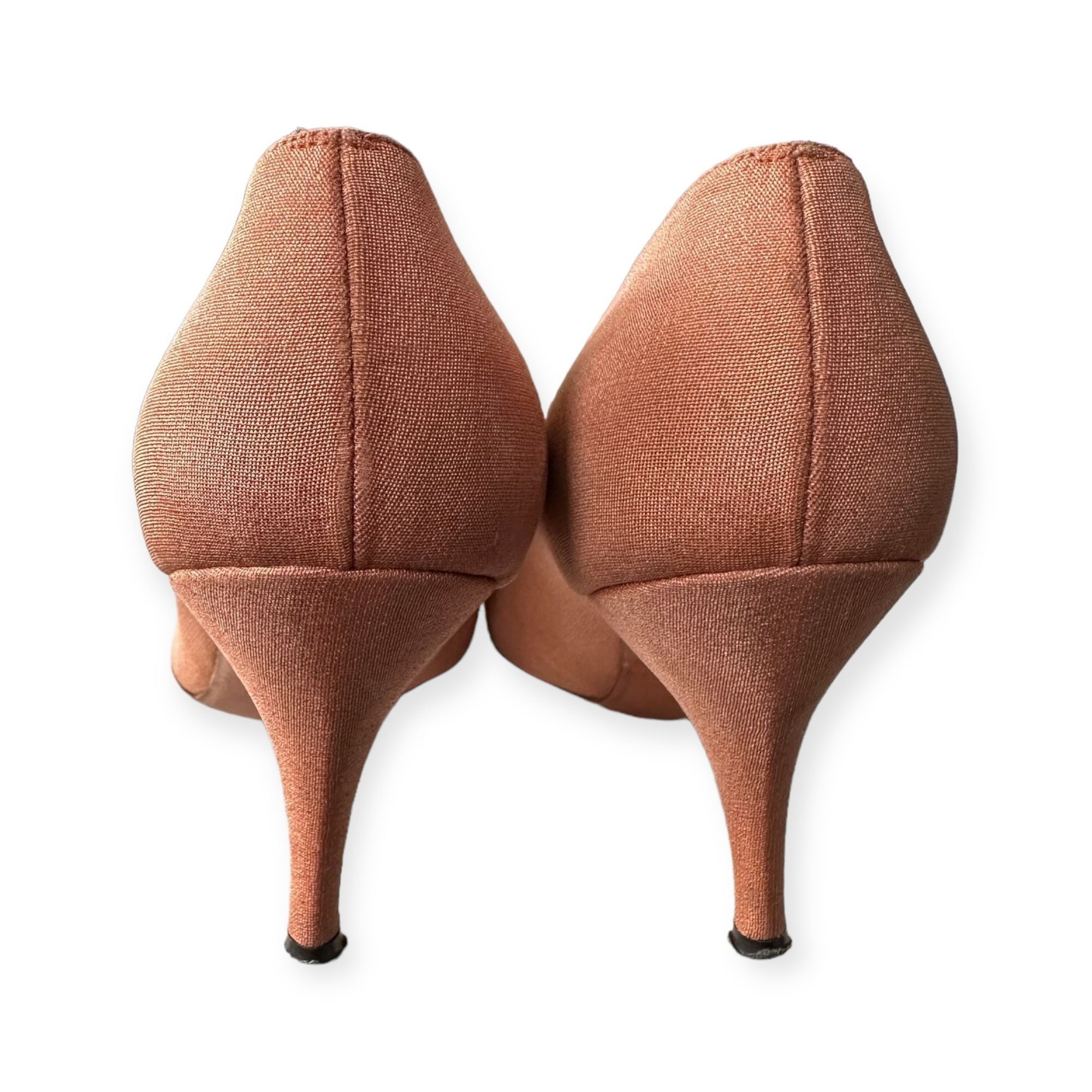 Roger Vivier Roger Vivier Pink Fabric Pumps for Saks 6.5B, 1960s Size US 6.5 / IT 36.5 - 9 Thumbnail