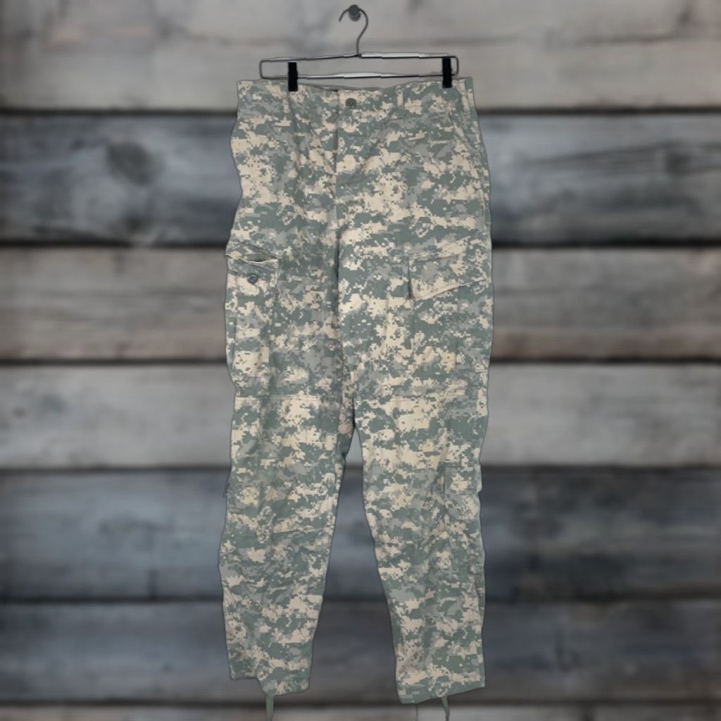 Vintage US Army Digital Camo Combat Pants Men's Medium Long 34 x 32 Camouflage Cargo Size US 34 / EU 50 - 1 Thumbnail
