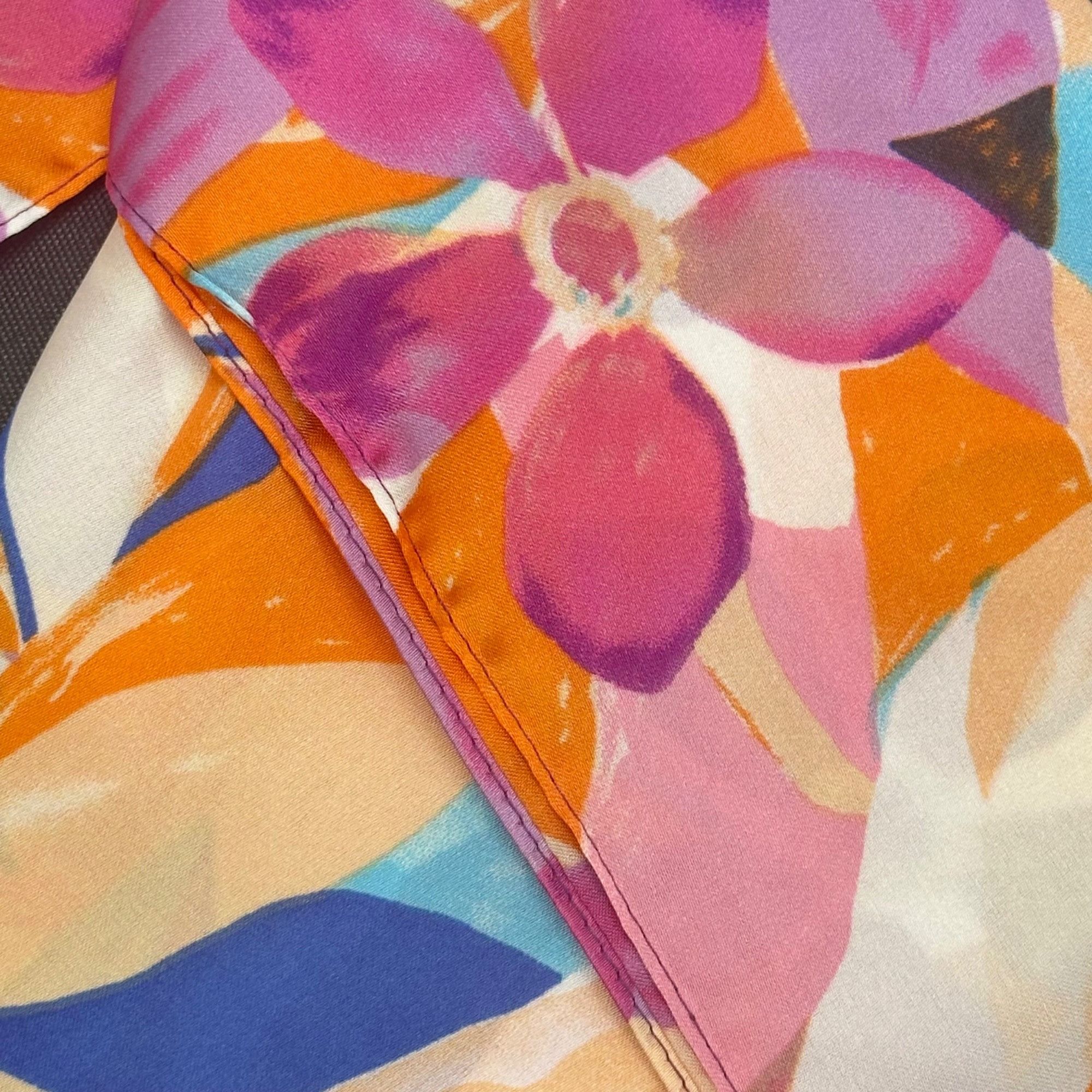 Other ⭐New Elegant Silky Scarf Bandana Handkerchief Luxury Soft A Size ONE SIZE - 5 Thumbnail