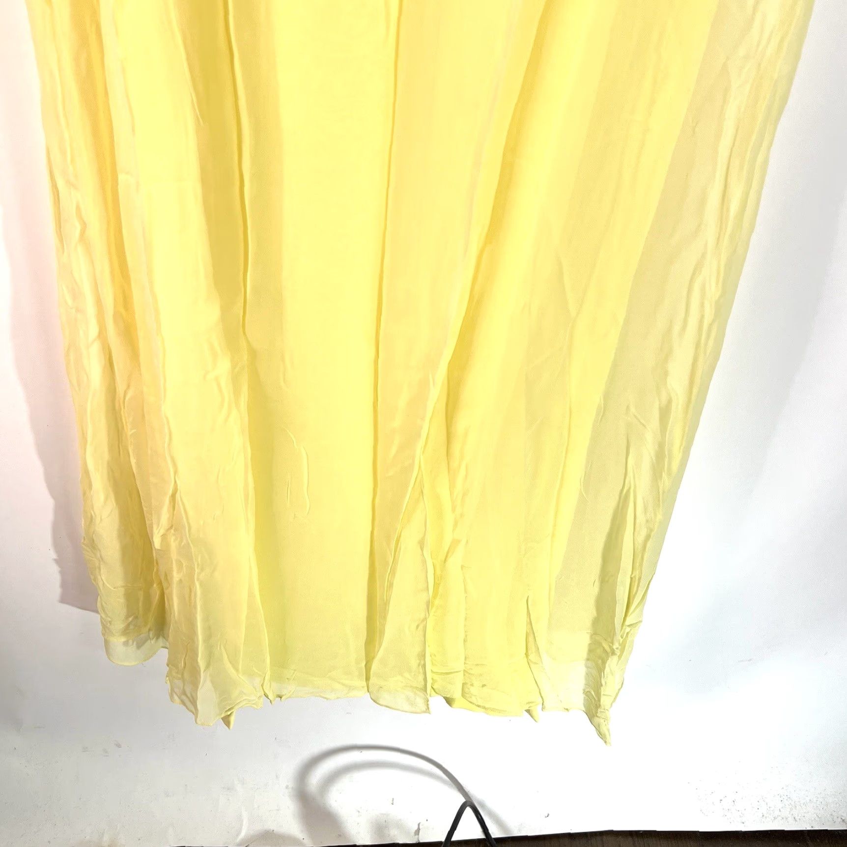 Vintage VINTAGE True Vintage 1960s Lemon Yellow Beaded Chiffon Slip Smock Dress Size 9 Womens Size M / US 6-8 / IT 42-44 - 4 Thumbnail