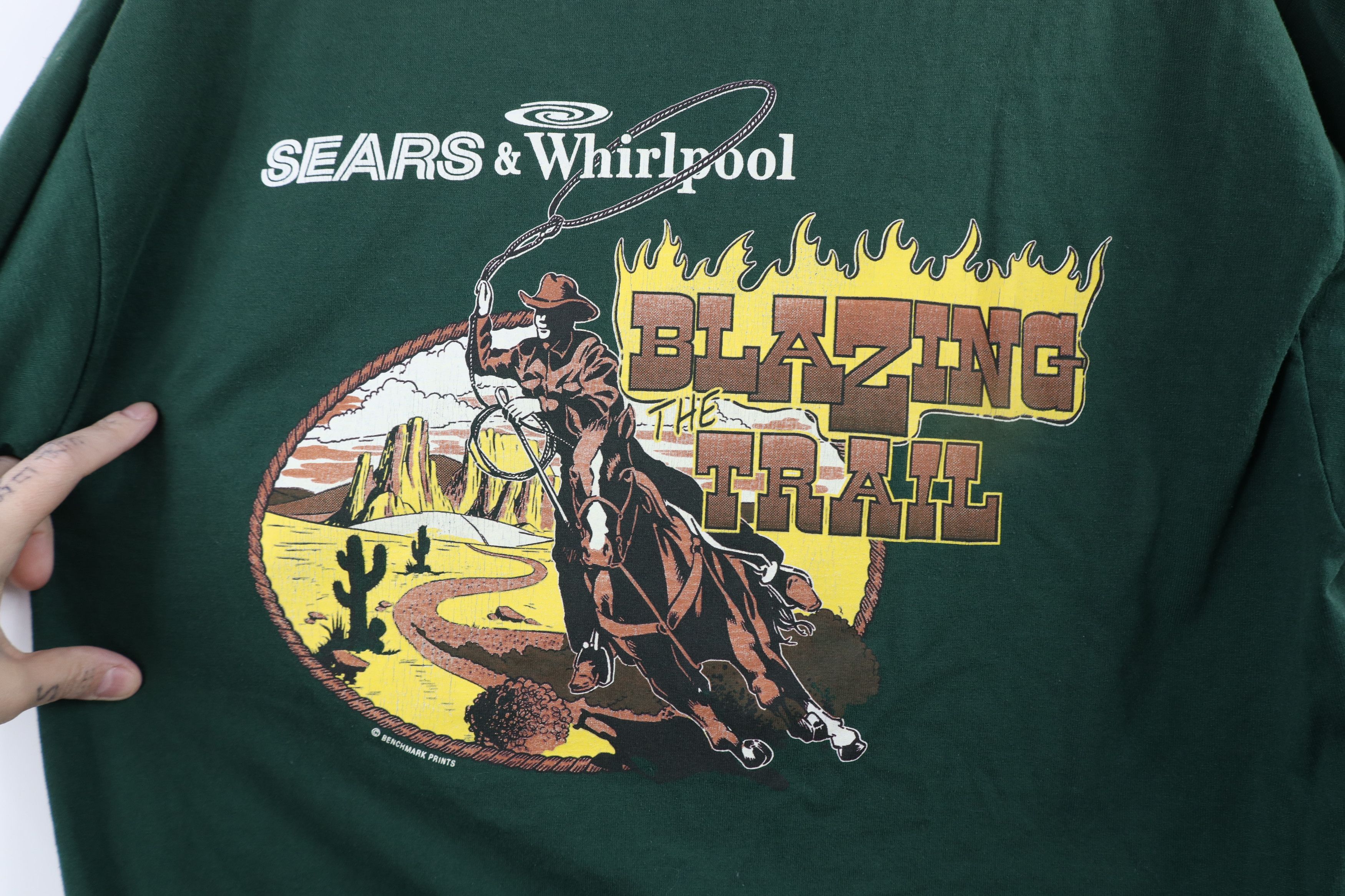 Vintage Vintage 90s Sears Whirlpool Western Cowboy T-Shirt Green Size US L / EU 52-54 / 3 - 10 Thumbnail