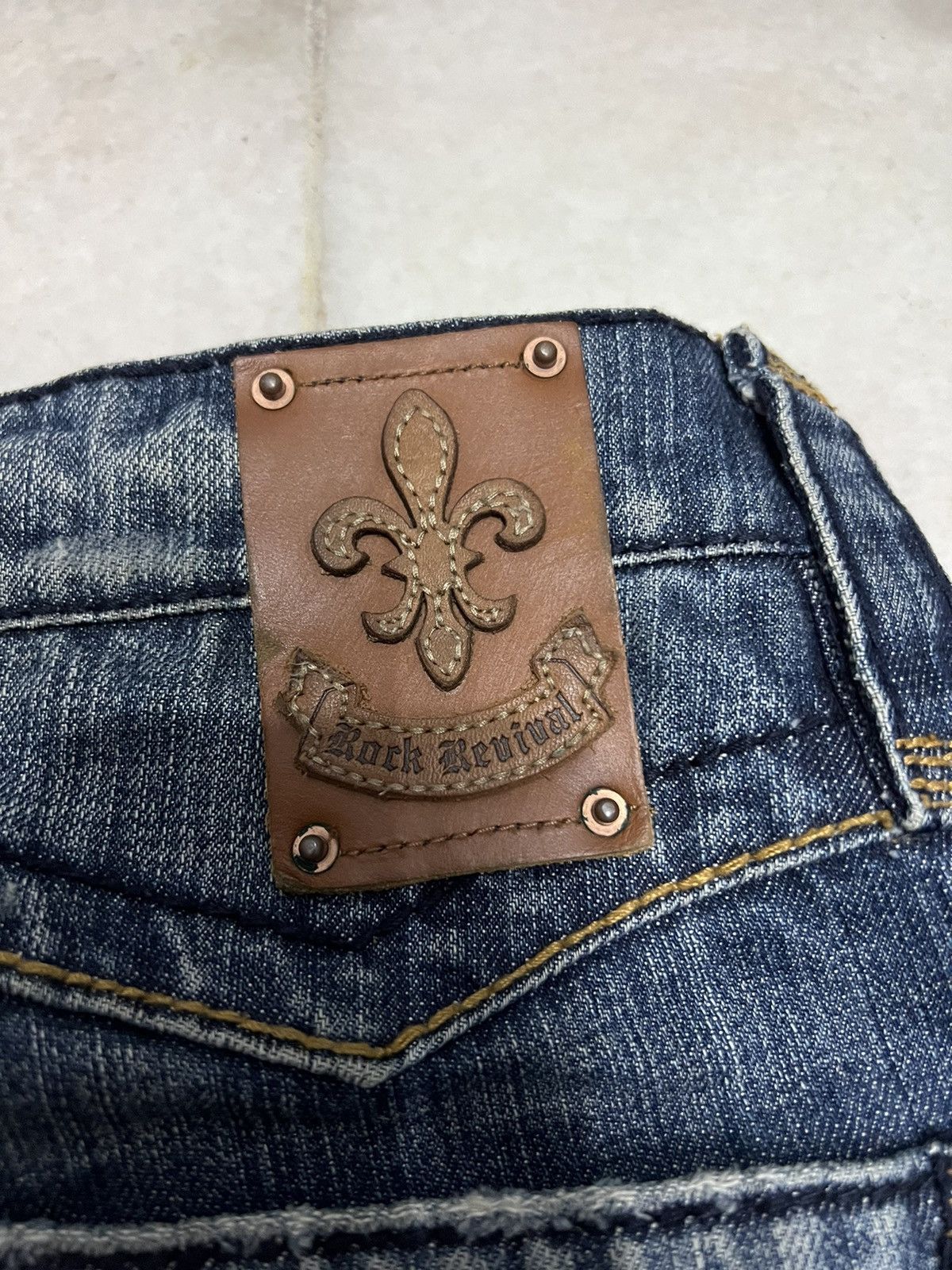 Japanese Brand × Rock Revival ROCK REVIVAL DISTRESSED FLARE JEANS VERY RARE Size US 31 - 21 Thumbnail