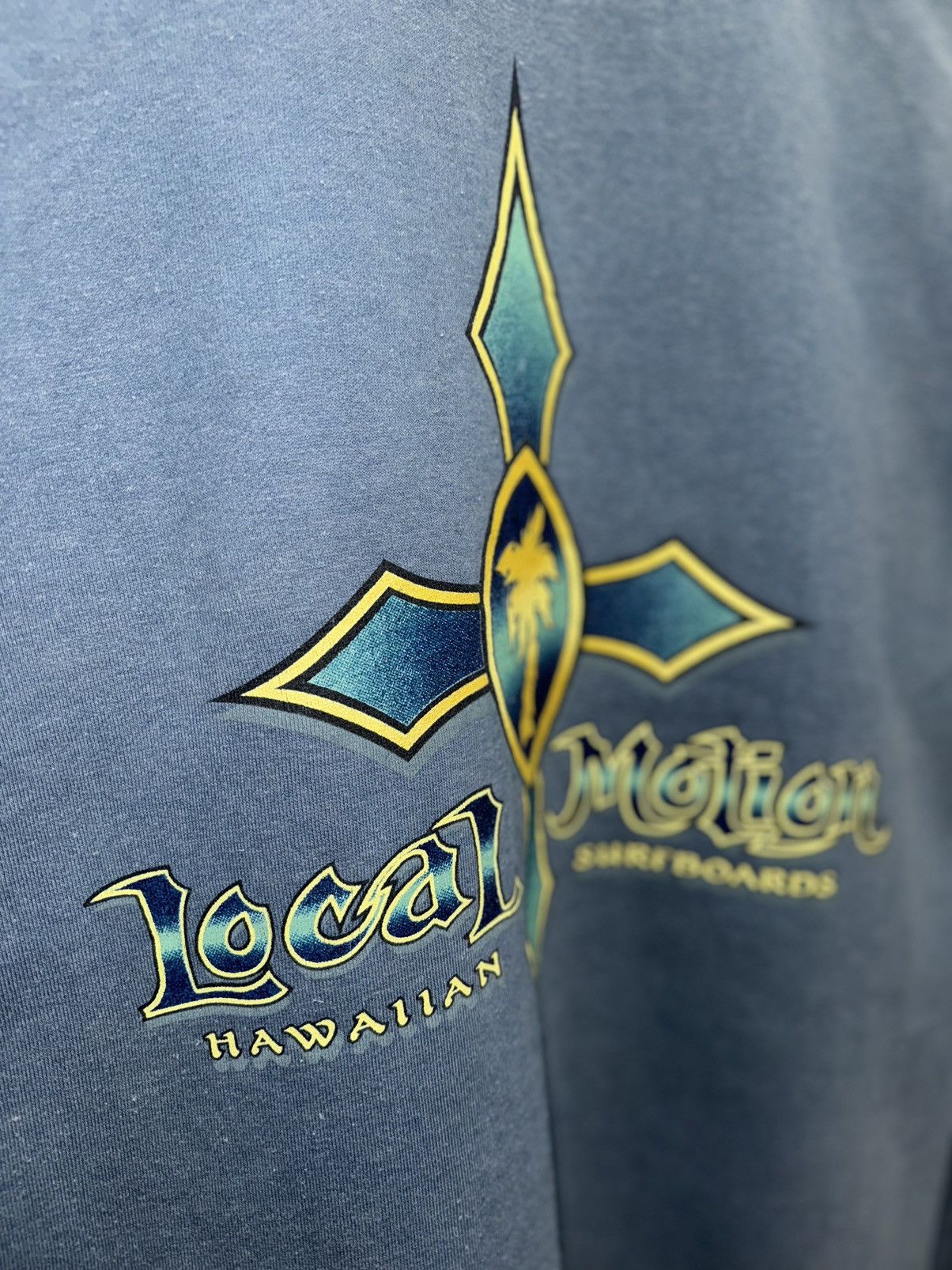 Vintage VINTAGE HAWAIIAN SURFBOARDS LOCAL MOTION BIG LOGO SWEATSHIRT Size US L / EU 52-54 / 3 - 4 Thumbnail