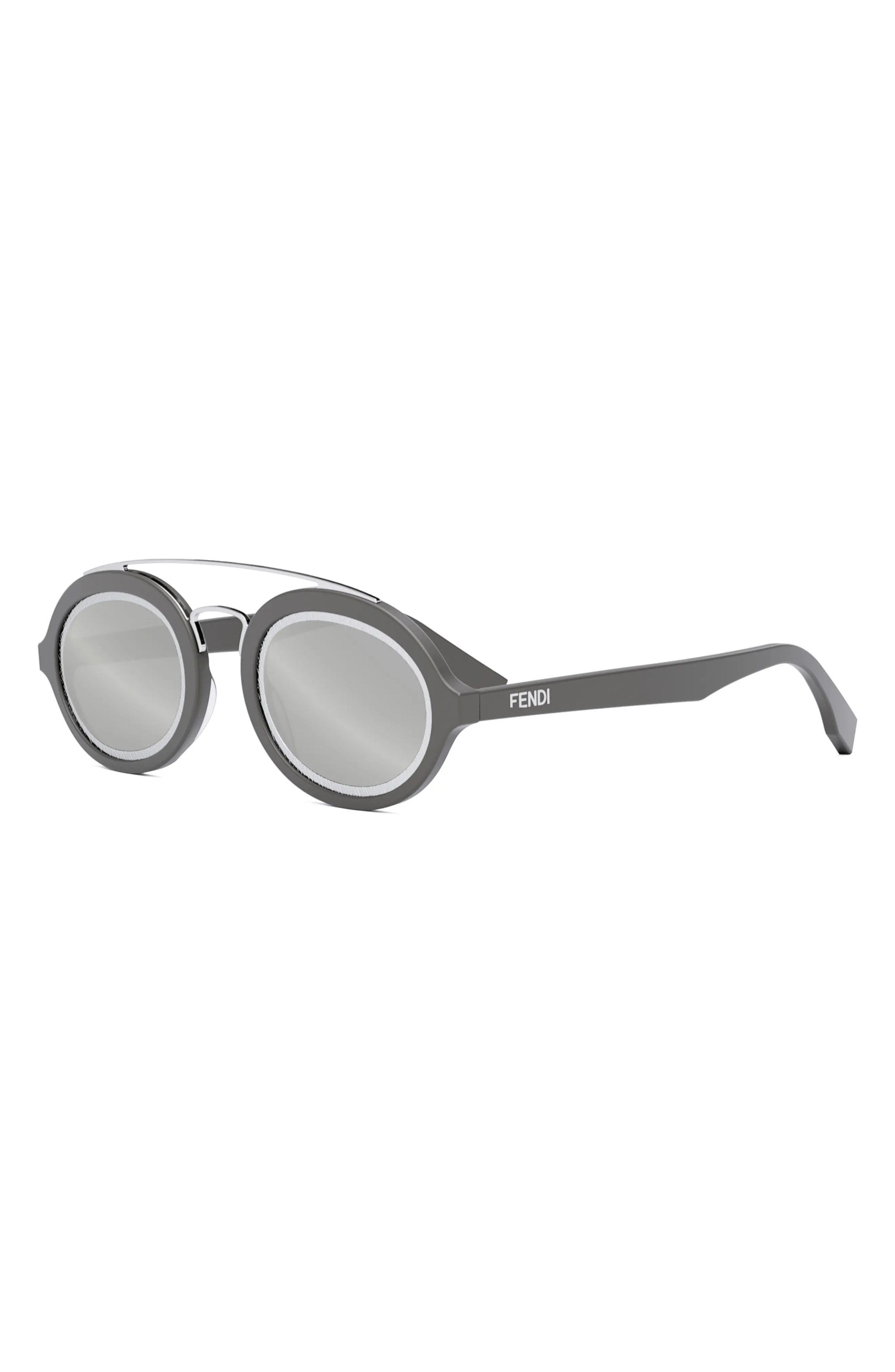 Fendi o1loc1c0824 Size: OS / Sunglasses in Grey Size ONE SIZE - 1 Thumbnail
