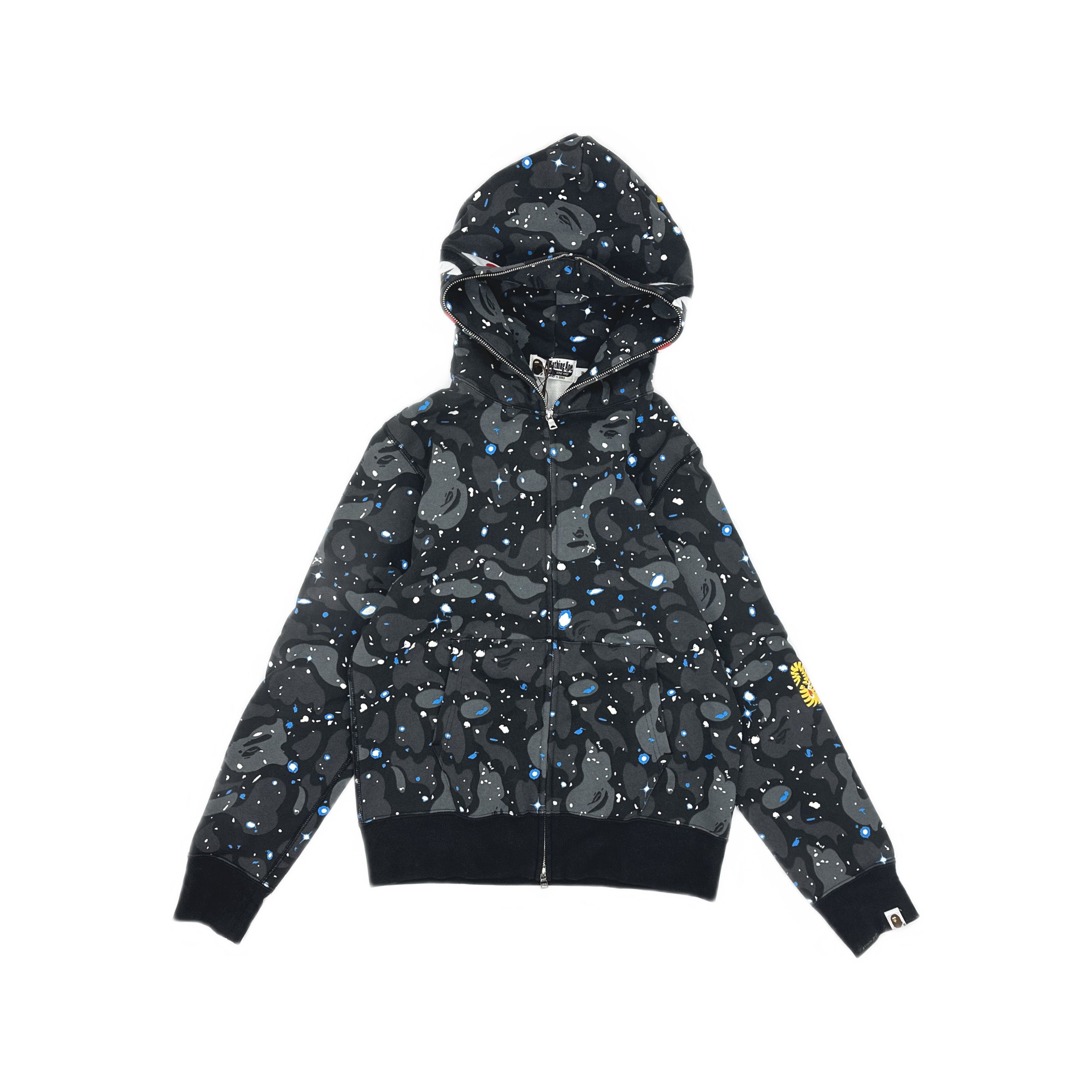 Bape A BATHING APE Star Glow Shark Hoodie Size M Size US M / EU 48-50 / 2 - 1 Thumbnail