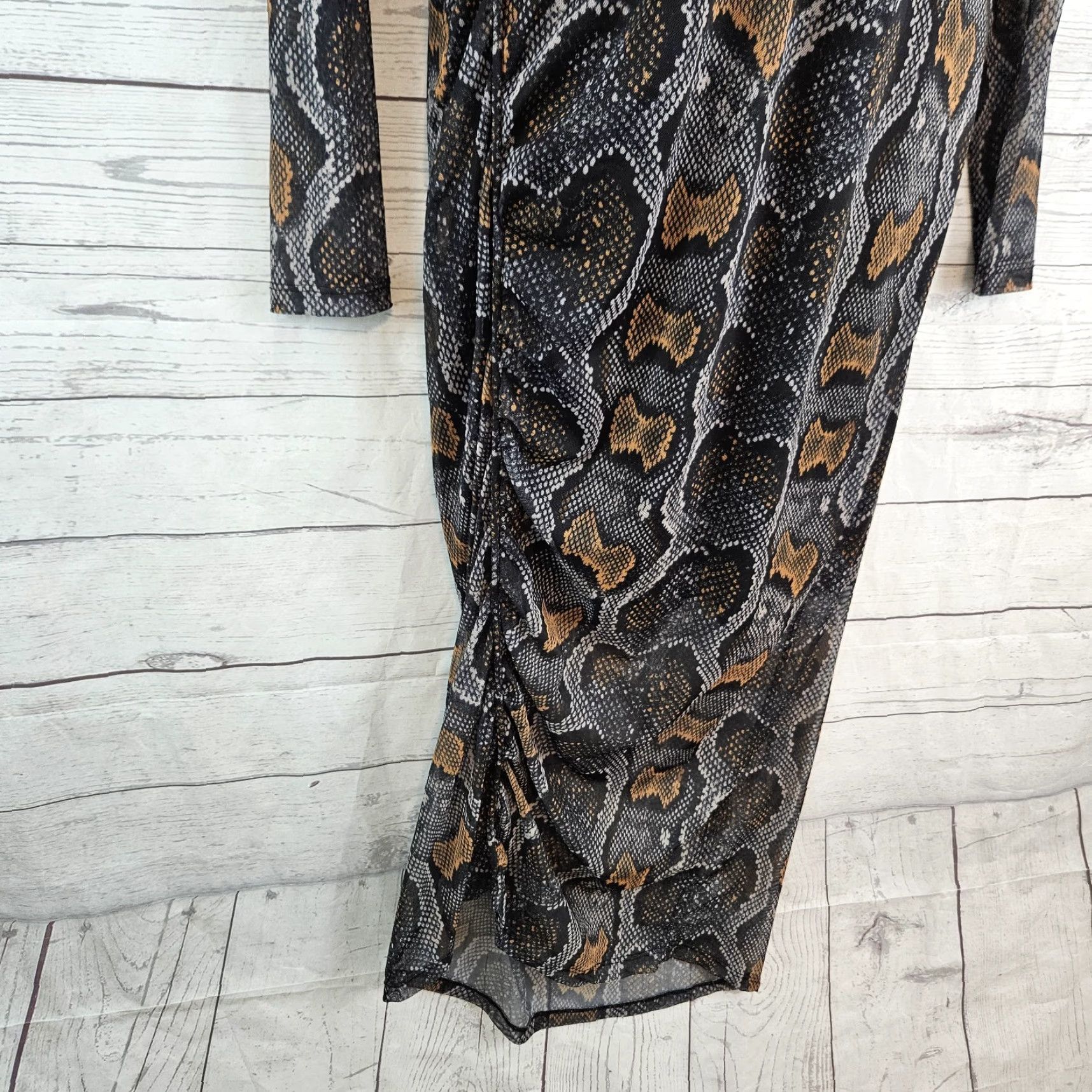 Allsaints AllSaints Norma Snakeskin Print Dress Sz 10 Black Long Sleeve Womens Midi Sheath Vintage No 10 11 Size L / US 10 / IT 46 - 3 Thumbnail