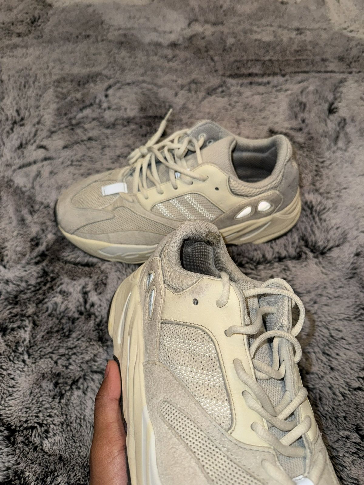Yeezy Adidas Yeezy Boost 700 Analog Size US 11.5 / EU 44-45 - 8 Thumbnail