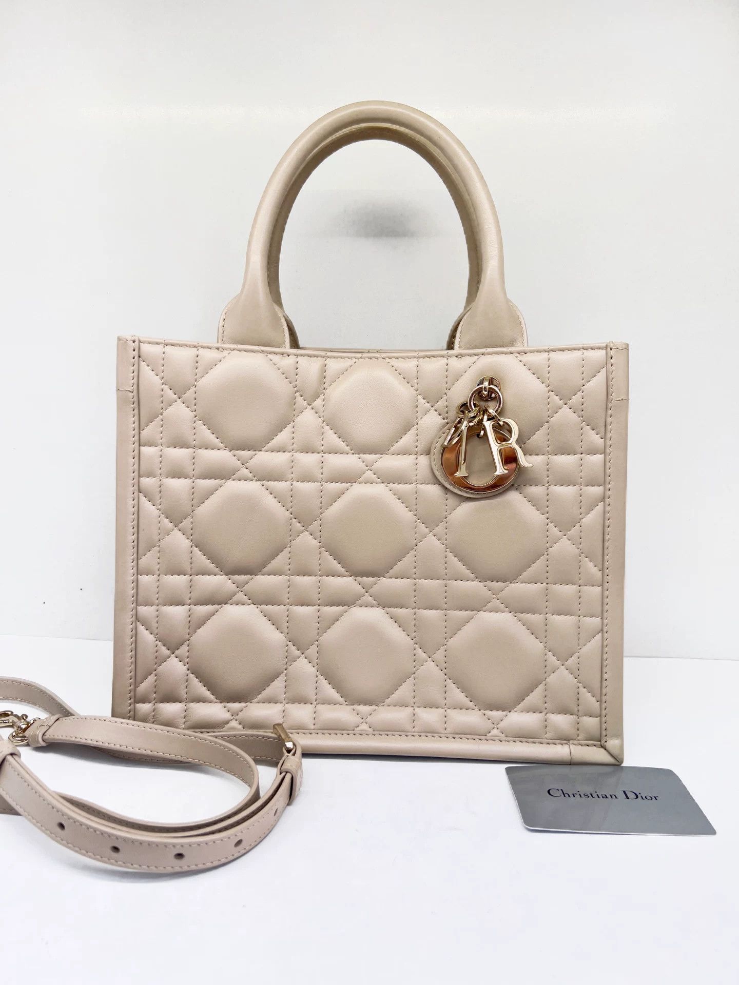 Dior Pre-loved Bag Very good condition Size ONE SIZE - 1 Thumbnail
