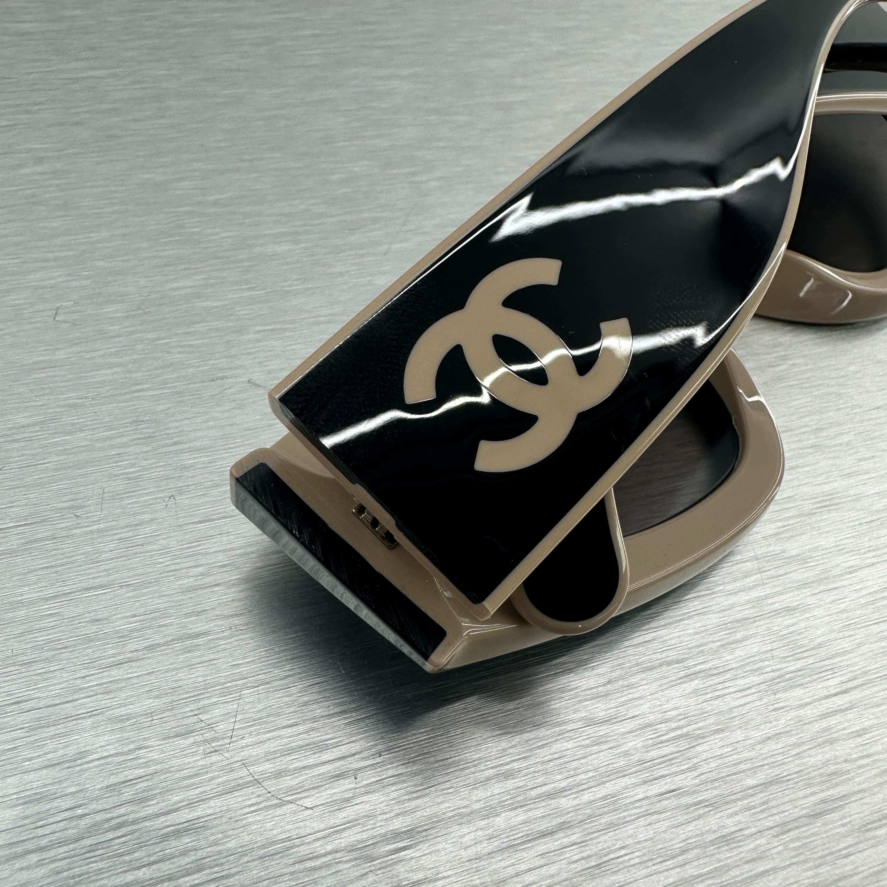 Chanel CHANEL 0CH6056 C534M3 Sunglasses Size ONE SIZE - 8 Thumbnail