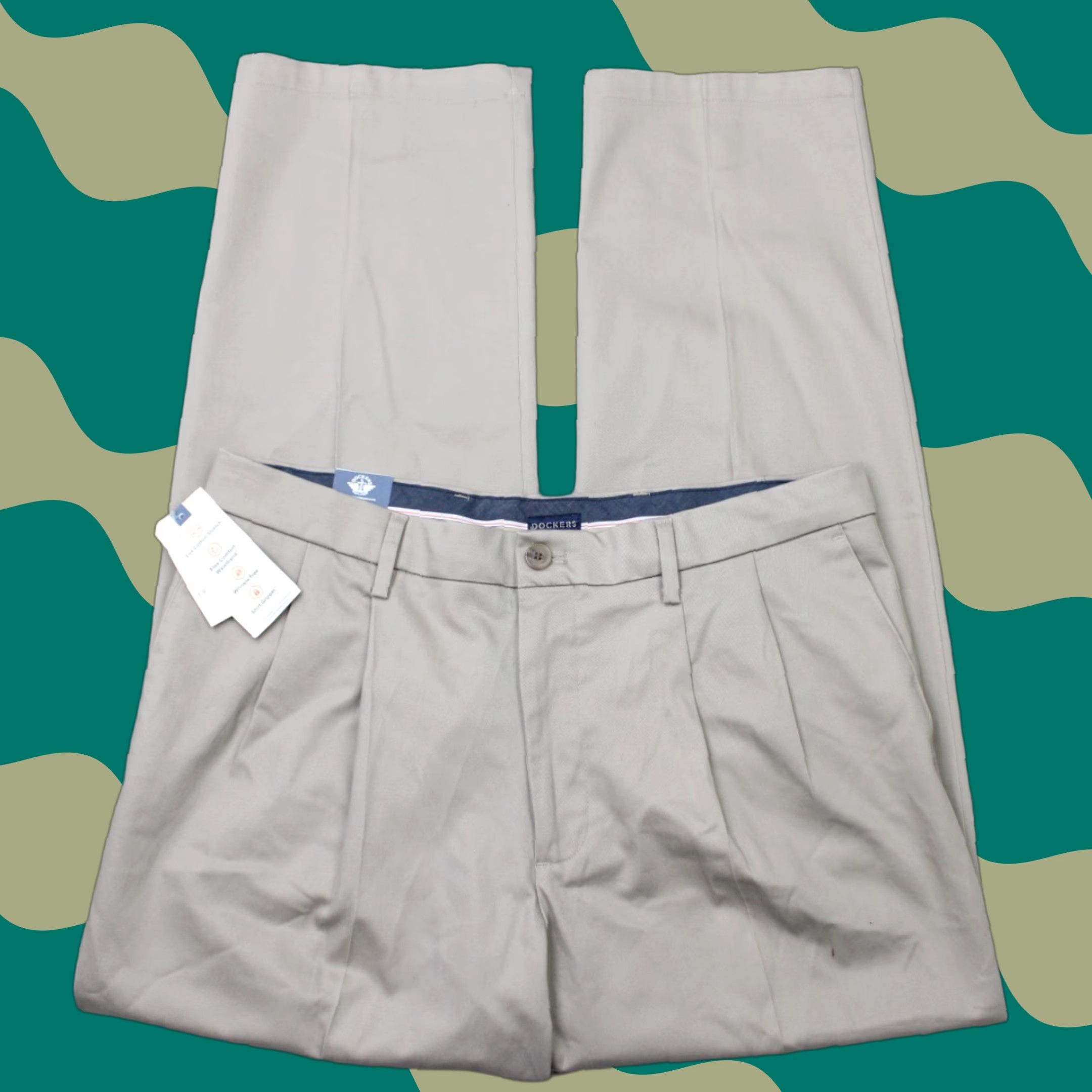 Dockers Dockers Pants Mens 36x32 Beige Signature Khaki Classic Fit Pleated Stretch NWT Size US 36 / EU 52 - 1 Thumbnail