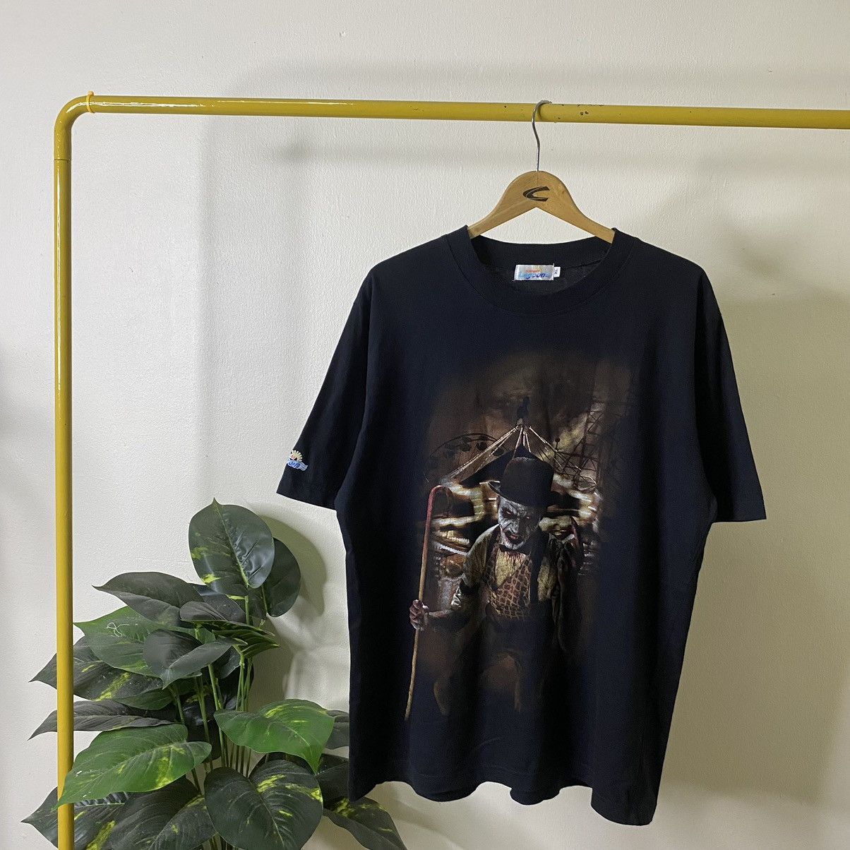 Expert Horror Y2K Nights Of Fright Fesitval Of Fear Horror Theme Park Tee Size US L / EU 52-54 / 3 - 1 Thumbnail