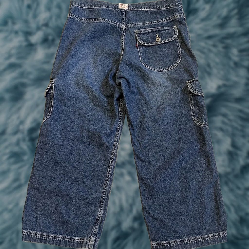 Vintage VINTAGE Levis Baggy Cargo Capri Jeans 33 24 Women Blue Big Pockets Striped 90s Y2K Retro Hip Hop Punk Logo Jeans Mens Womens Boys Girls Size 24" / US 00 / IT 34 - 1 Thumbnail