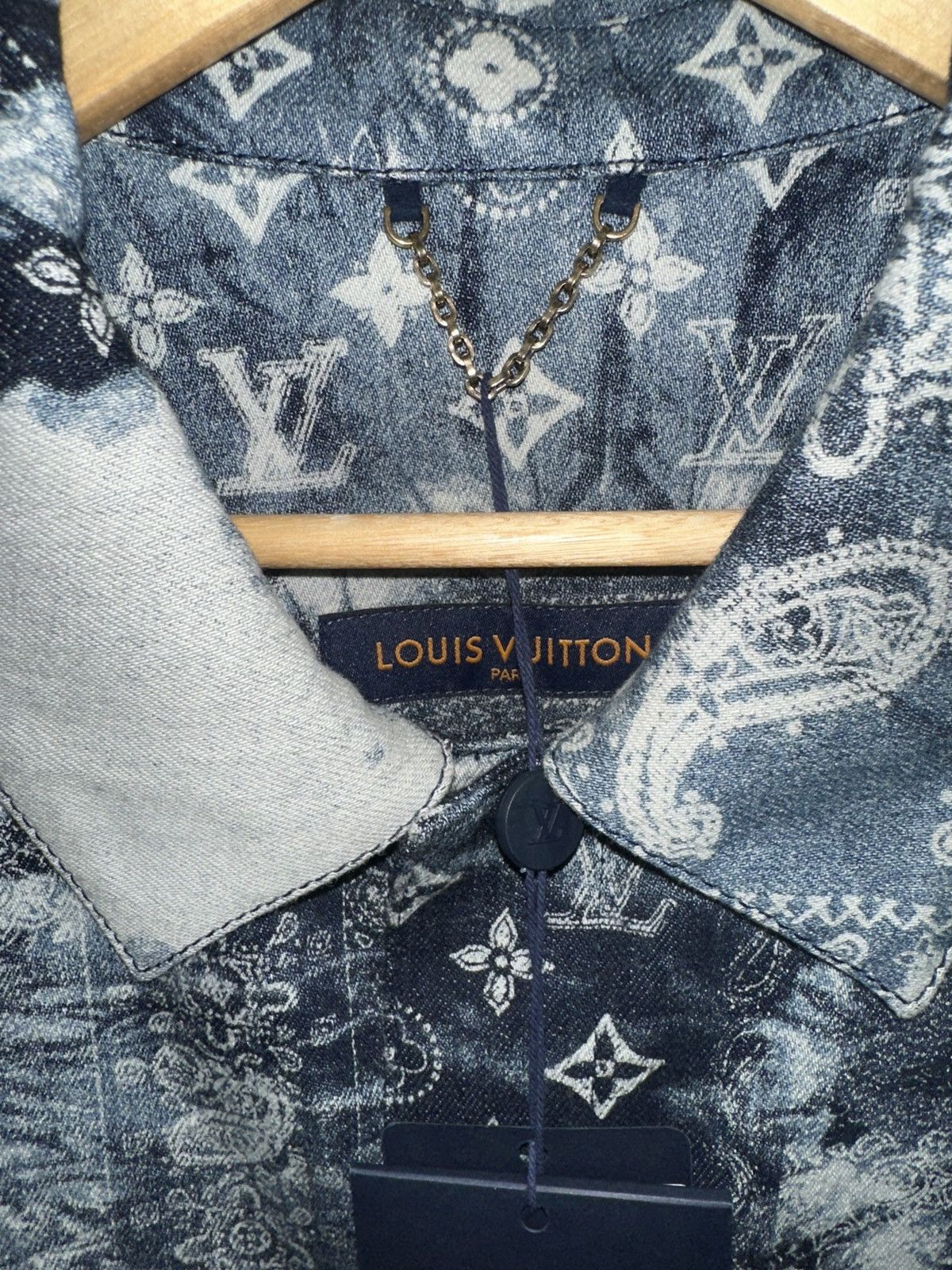 Louis Vuitton Louis Vuitton Monogram Bandana Short-Sleeved Denim Shirt Size US XXL / EU 58 / 5 - 2 Thumbnail