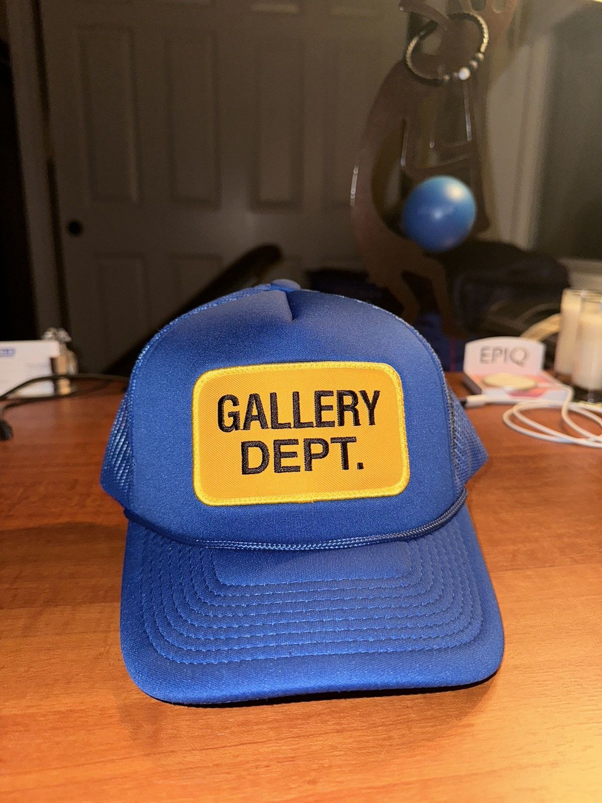 Gallery Dept. gallery dept logo trucker hat classic black