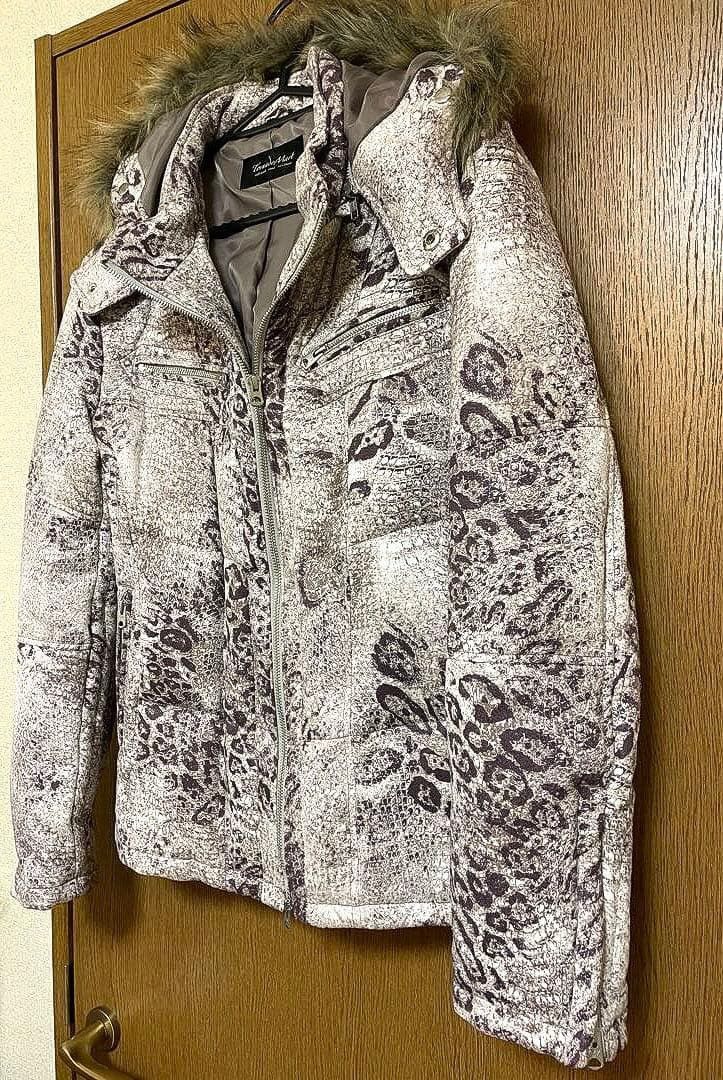 Tornado Mart Tornado Mart White Leopard Print Jacket AW12 Size US M / EU 48-50 / 2 - 4 Thumbnail