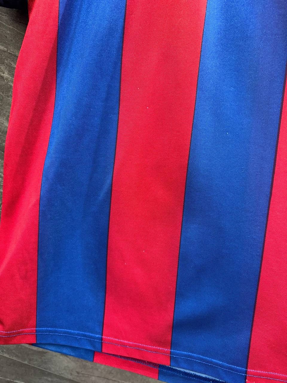Vintage Vintage FC Barcelona #10 Rivaldo Soccer Jersey Shirt Size US L / EU 52-54 / 3 - 12 Thumbnail