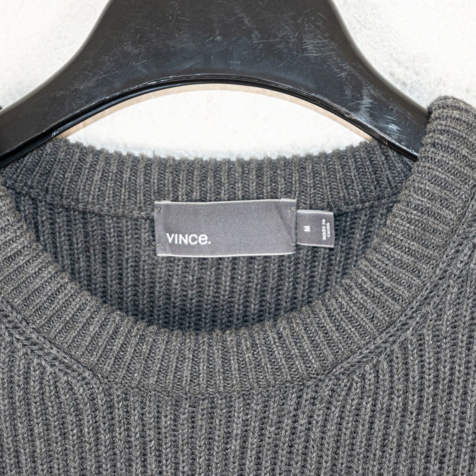 Vince Vince Ribbed knit Crew Sweater leather shoulder patch M Size US M / EU 48-50 / 2 - 3 Thumbnail