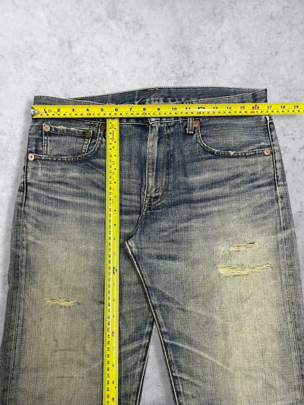 Levi's Vintage Y2K Levi’s 505 Sandwash Distressed Baggy Jeans #3072 Size US 33 - 17 Thumbnail