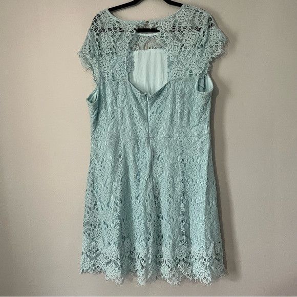 Other Lane Bryant Light Blue Lace Dress size 26P Size 4XL / US 24-26 - 3 Thumbnail