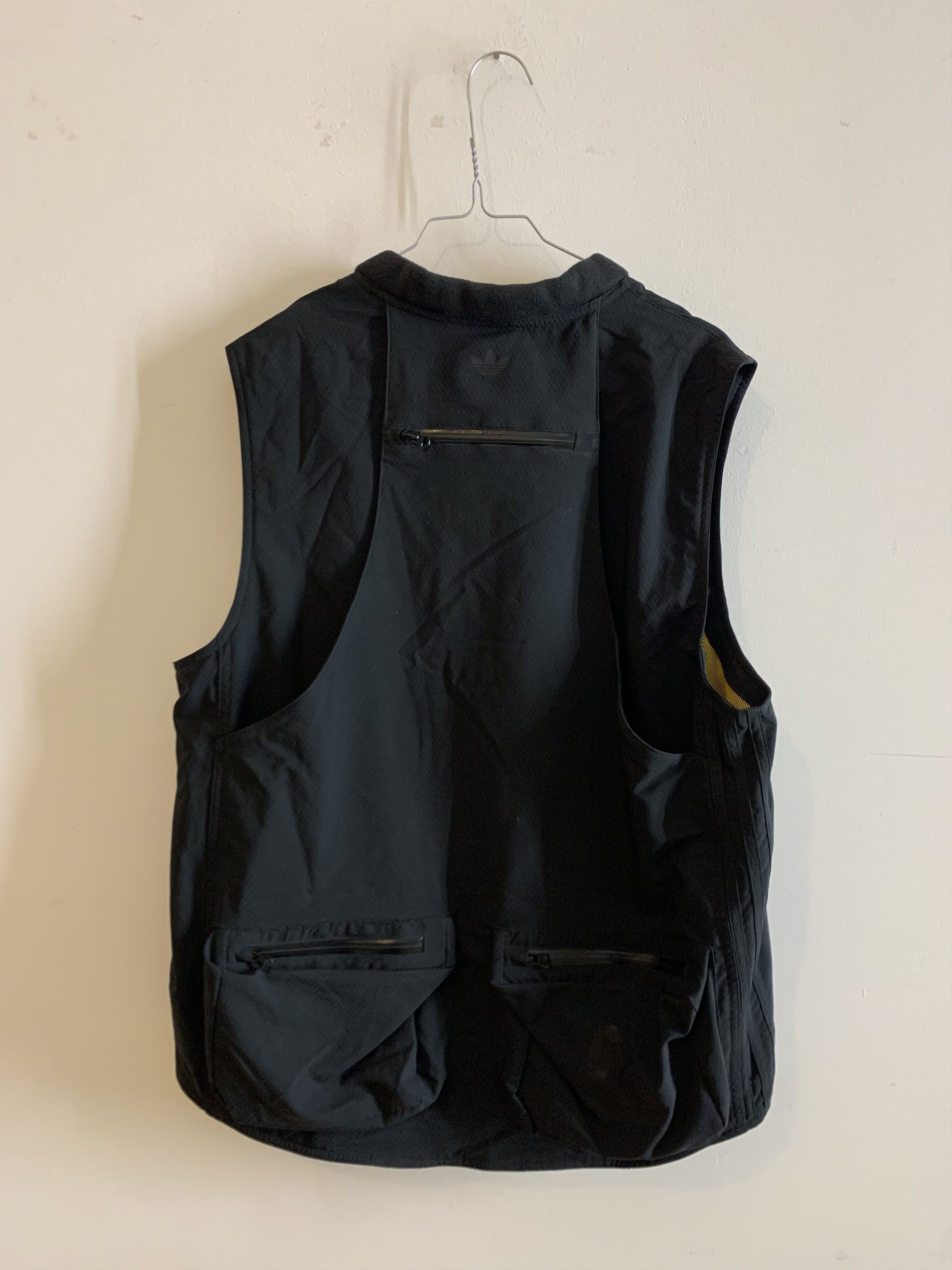 Adidas × Palace Palace x adidas Utilitarian Vest Size US M / EU 48-50 / 2 - 6 Thumbnail