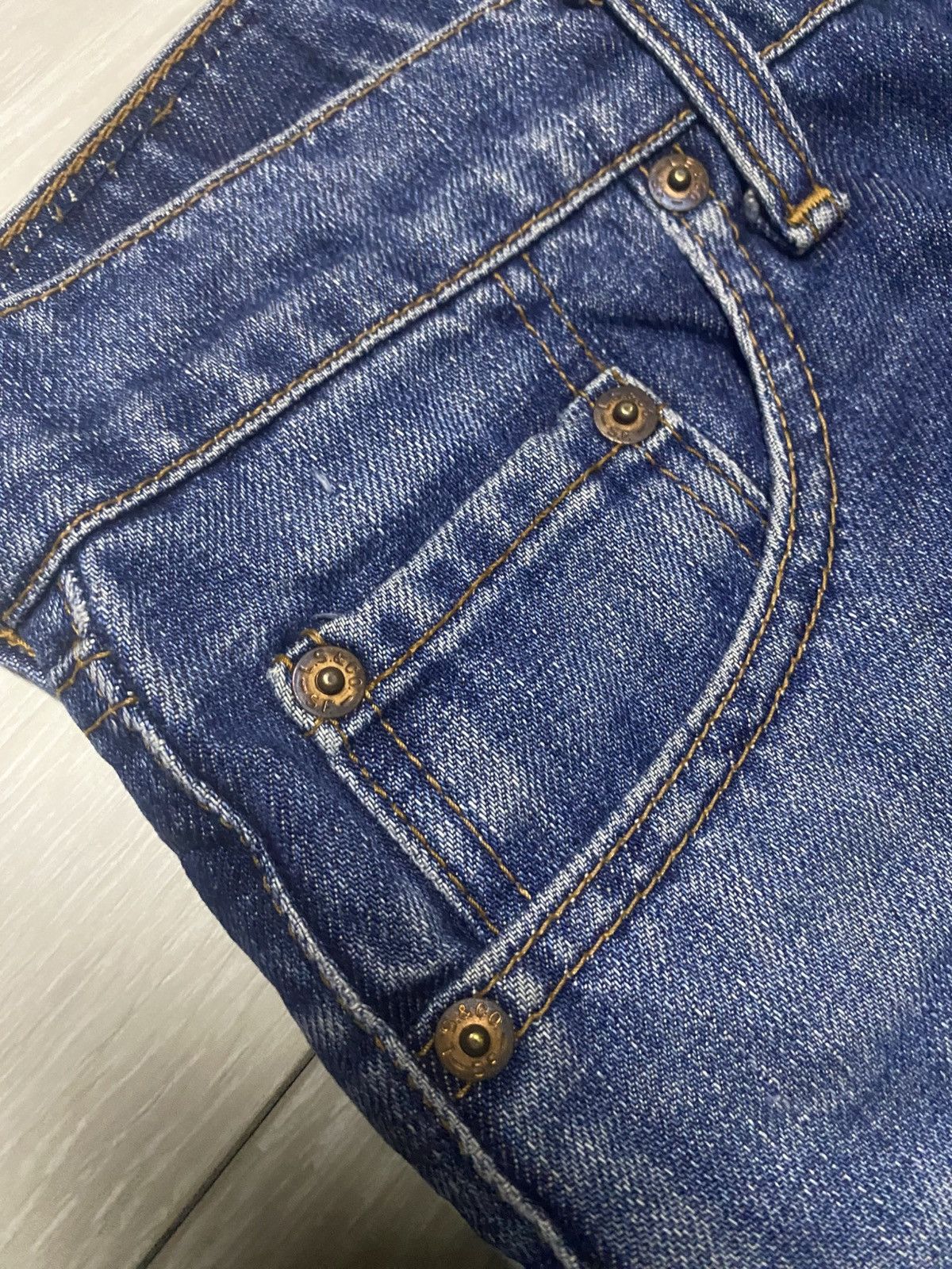 Levi's Vintage Levis 557 Flare Bootcut Jeans Size US 28 / EU 44 - 7 Thumbnail