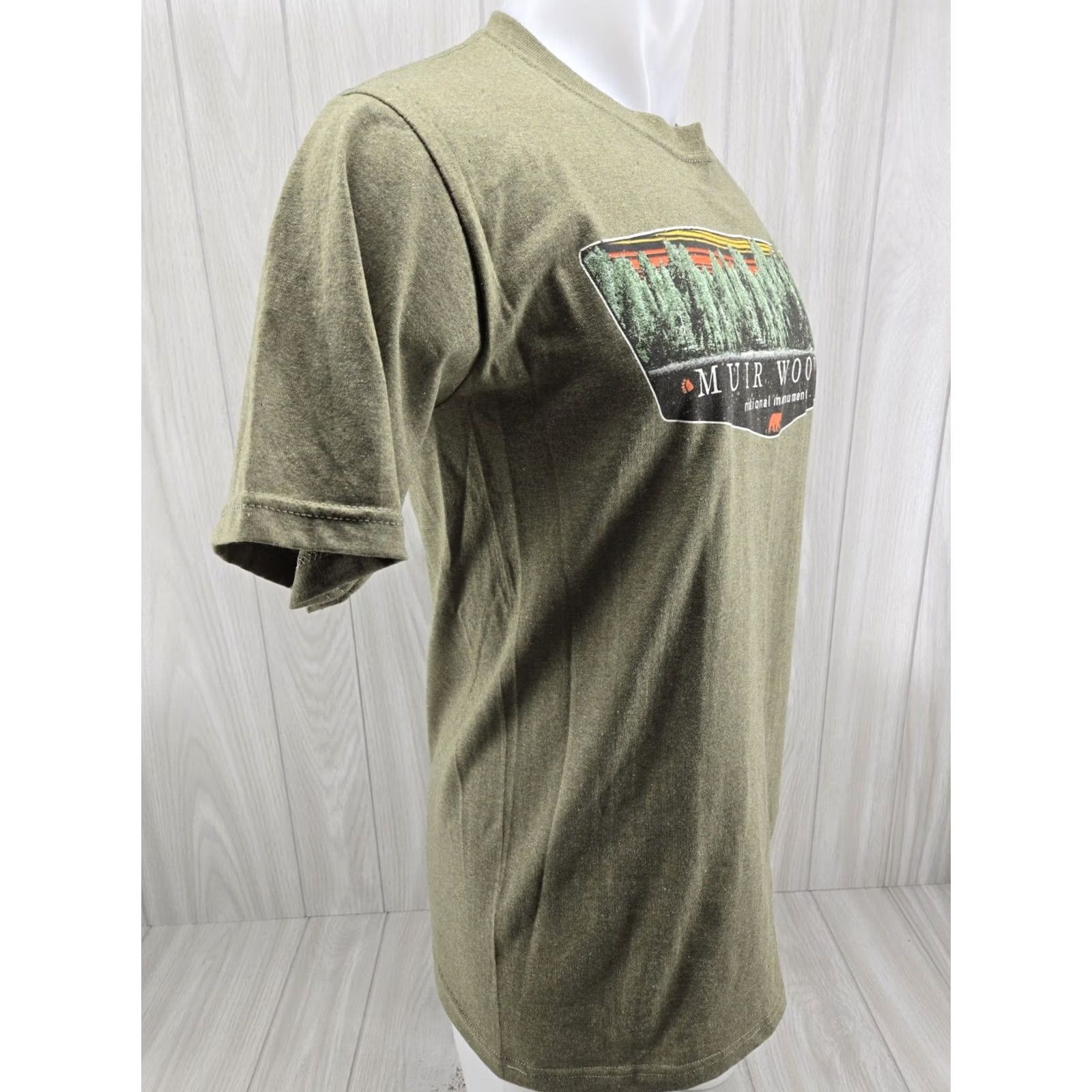 Vintage Muir Woods National Monument Eco Mountain Green T-Shirt Mens L Souvenir Tee Size US L / EU 52-54 / 3 - 5 Thumbnail