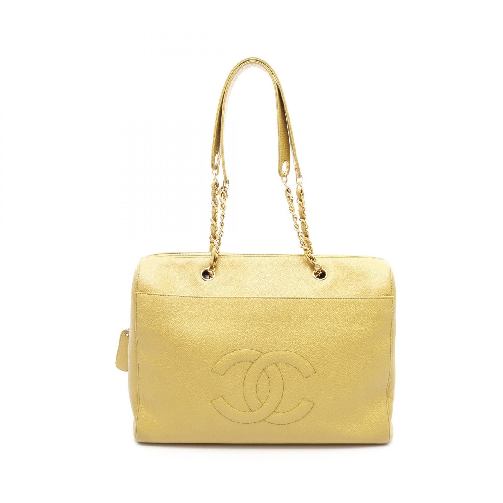 Chanel Chanel Coco Mark Caviar Skin Shoulder Bag Leather Shoulder Bag in Green, Women's