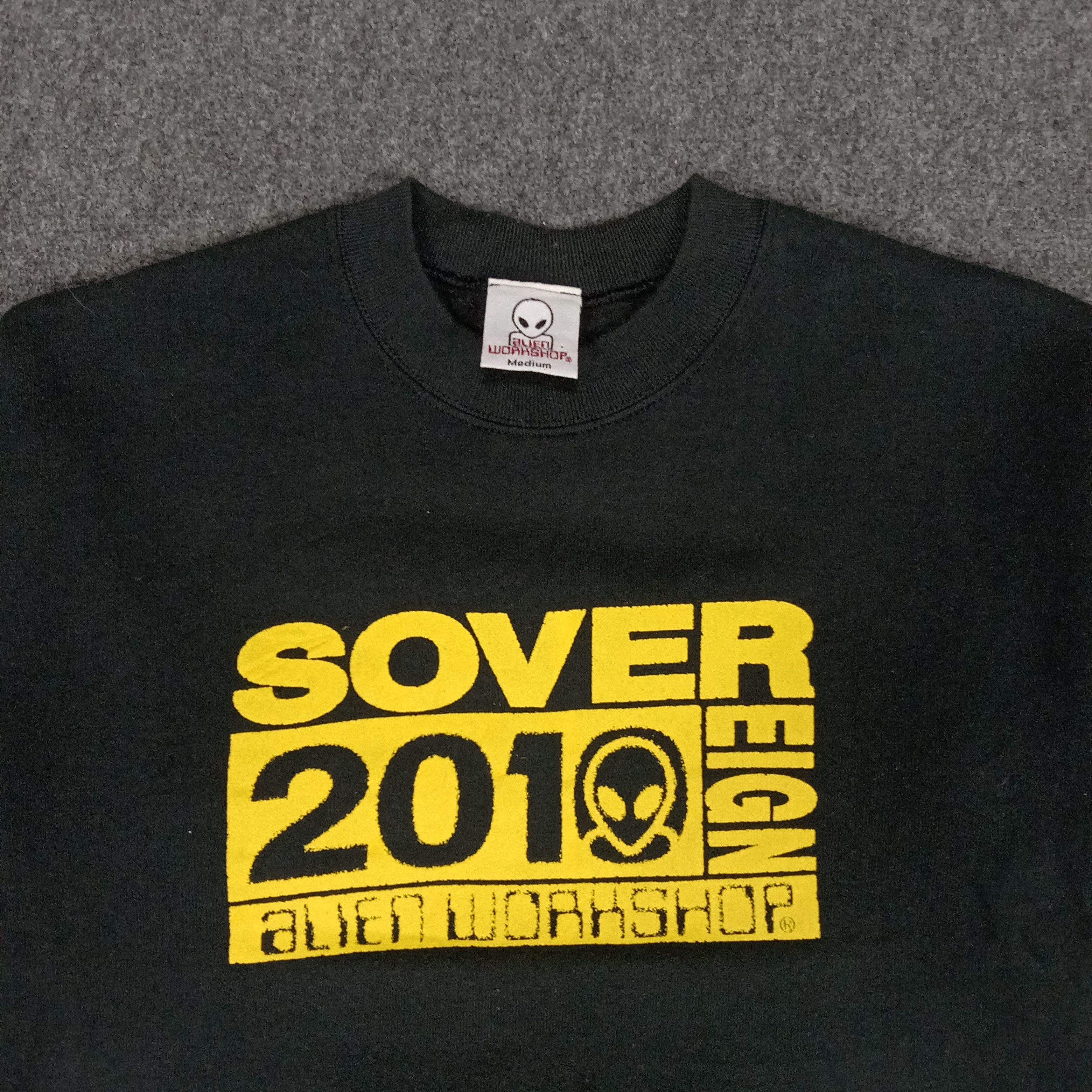 Alien Workshop × Vintage Alien Workshop Sover Reign 2010 Skate Sweatshirt Size US XS / EU 42 / 0 - 2 Thumbnail
