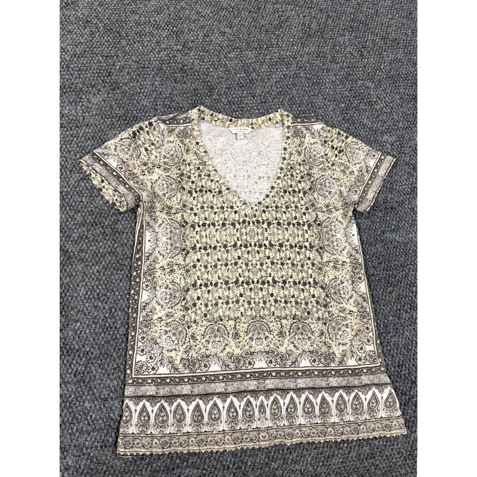 Lucky Brand Lucky Brand Blouse Shirt Womens XS Beige Black Floral Paisley Short Sleeve Boho Tunic V-Neck Lightweight Casual Regular Cotton Modal Rayon Modern Size XS / US 0-2 / IT 36-38 - 2 Thumbnail