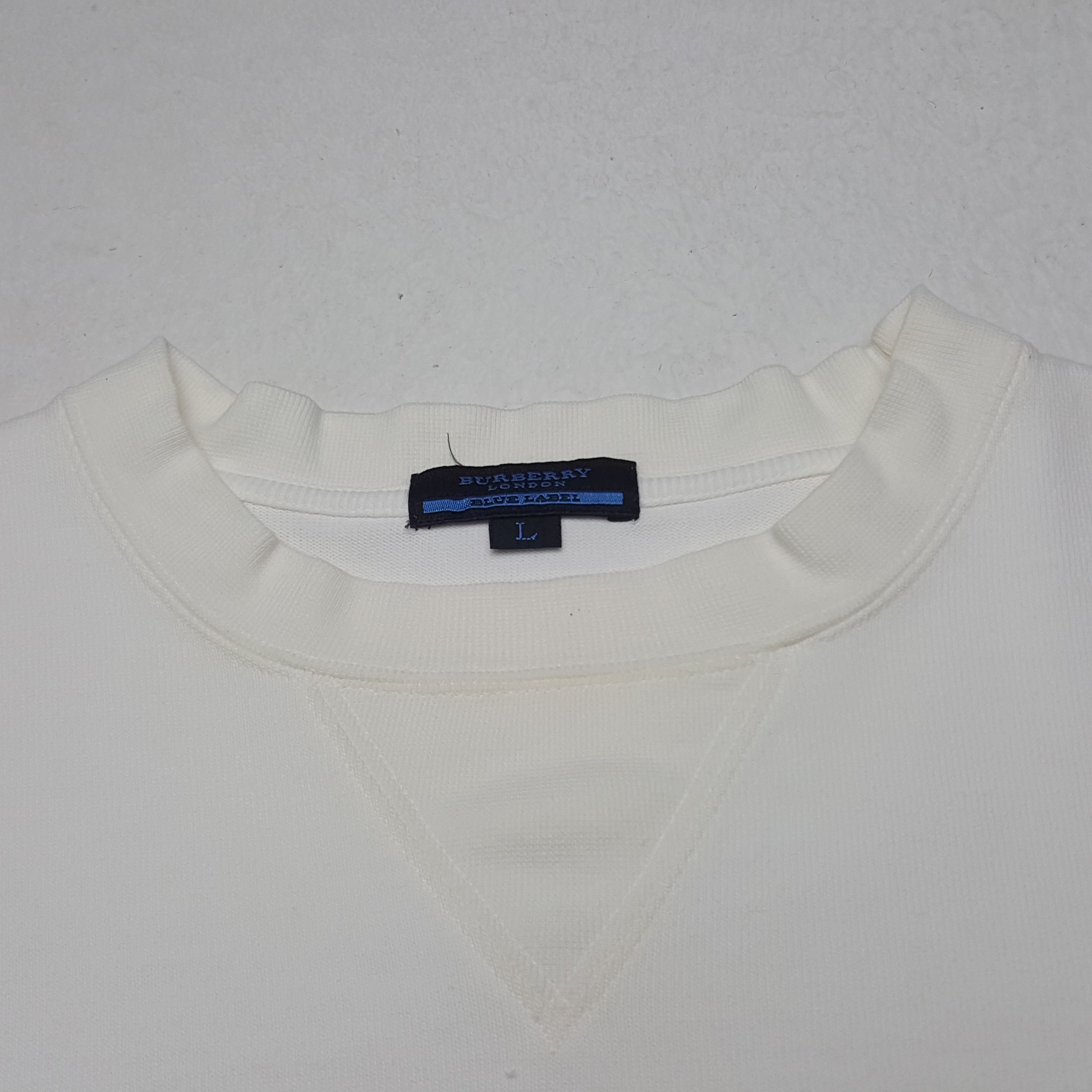 Burberry × Vintage Vintage Burberry London Blue Label Italian Brand Sweatshirt Size US L / EU 52-54 / 3 - 5 Thumbnail