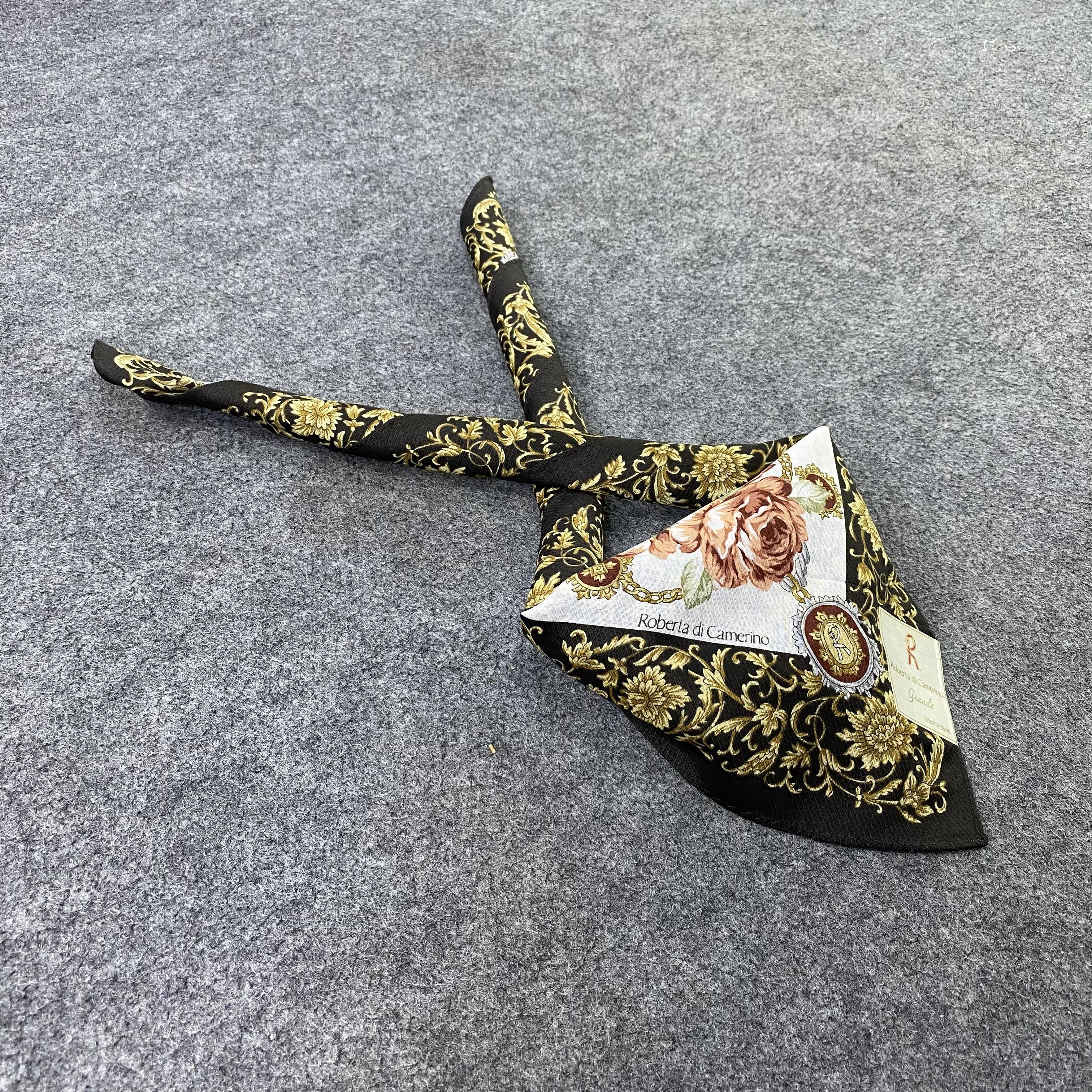 Roberta di Camerino Roberta di Camerino Handkerchief /Bandana /Neckerchief-B2170 Size ONE SIZE - 1 Thumbnail