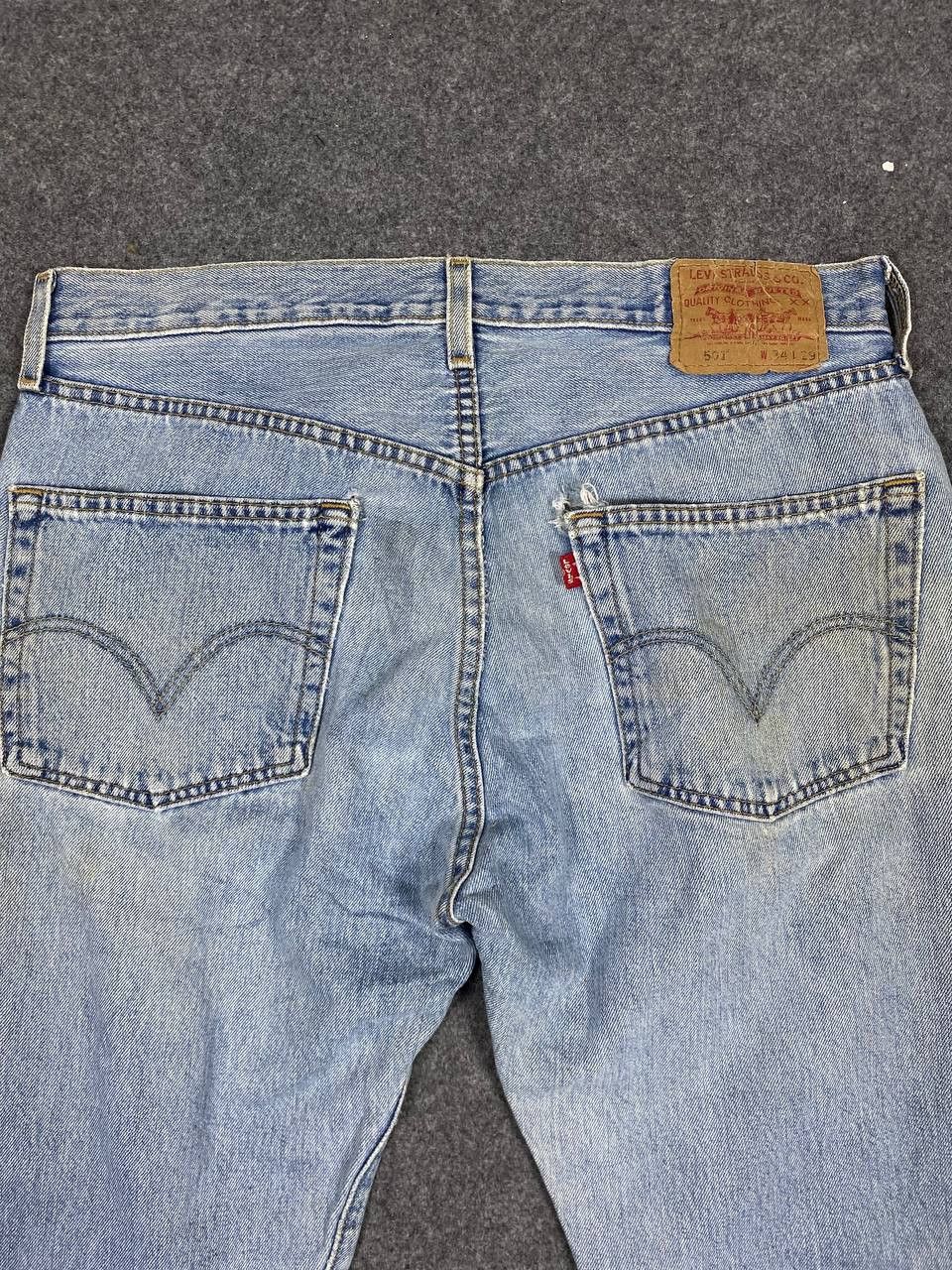 Levi's vintage levis 501 lightwash distressed denim nice design Size US 35 - 3 Thumbnail